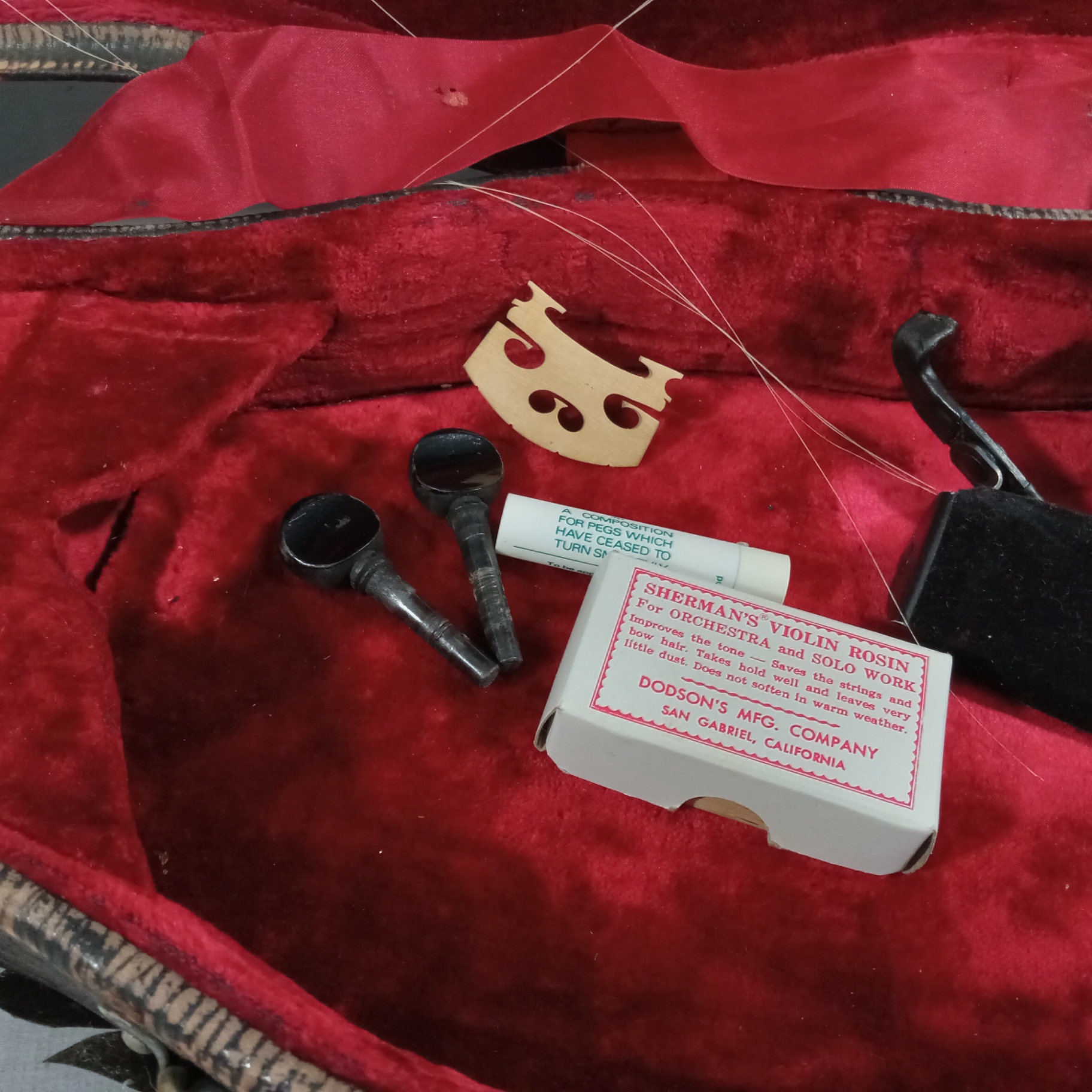 Vintage Musical Instruments - image 28 of 39