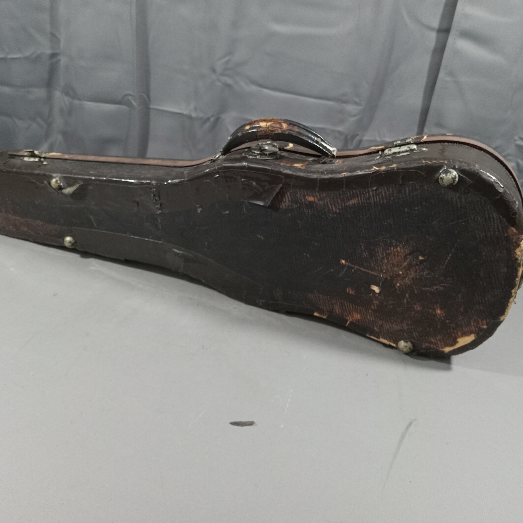 Vintage Musical Instruments - image 37 of 39