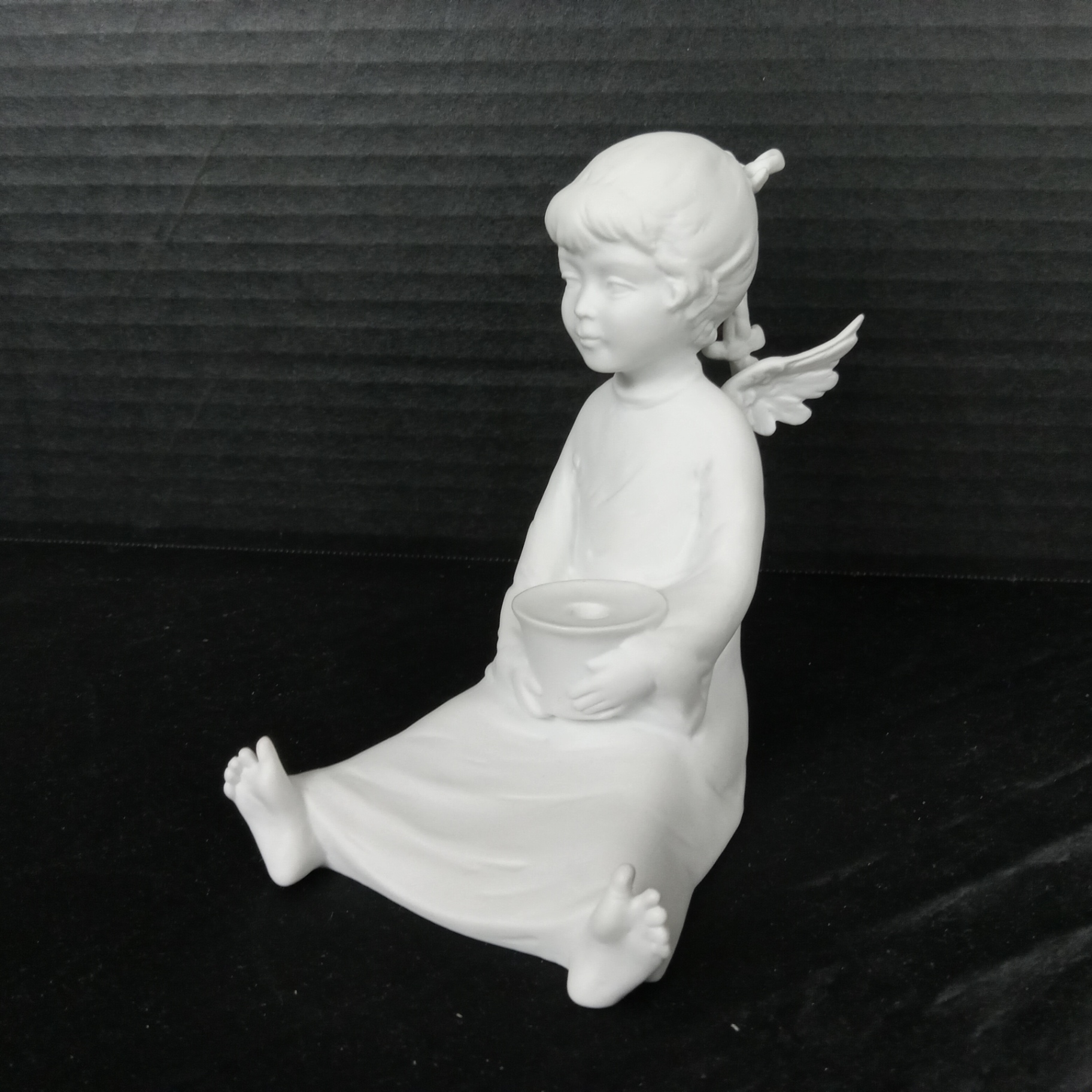 Kaiser Porzellan Angel Figurines - image 12 of 17