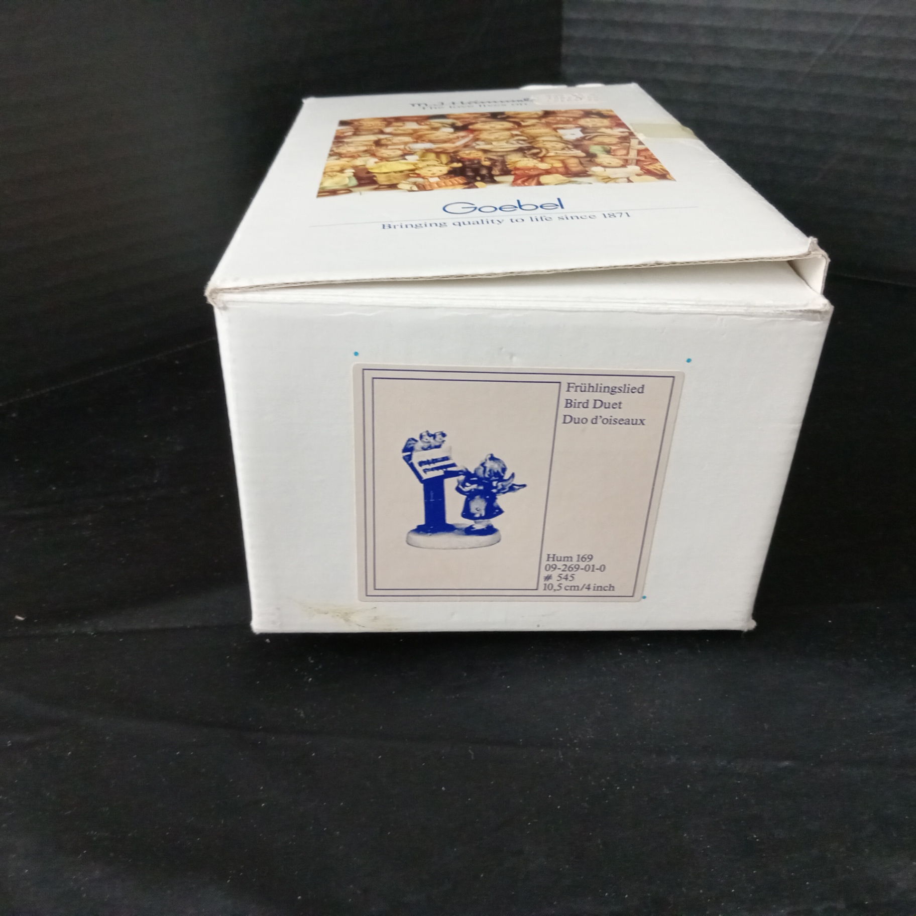 Hummel Figurines - image 12 of 16