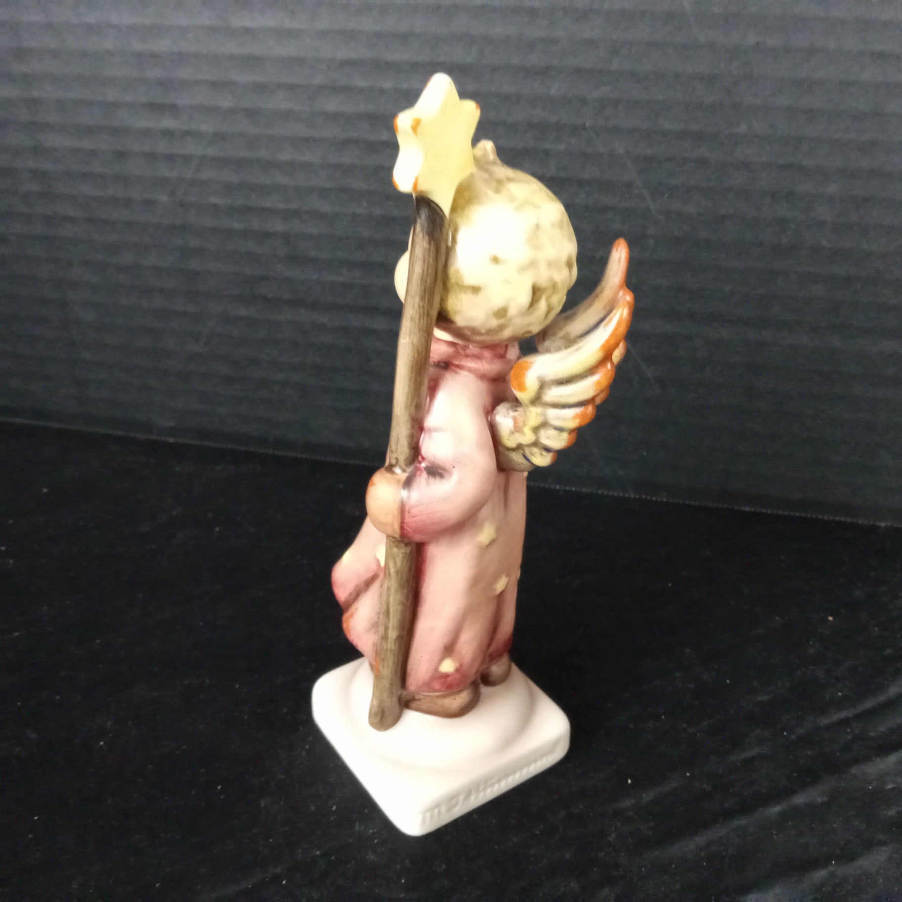 Hummel Figurines - image 4 of 11
