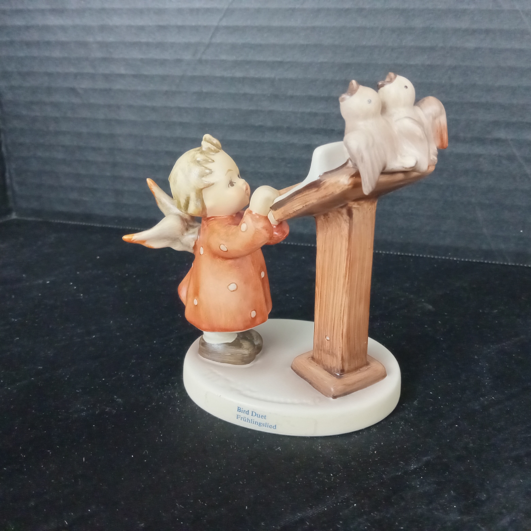 Hummel Figurines - image 10 of 16