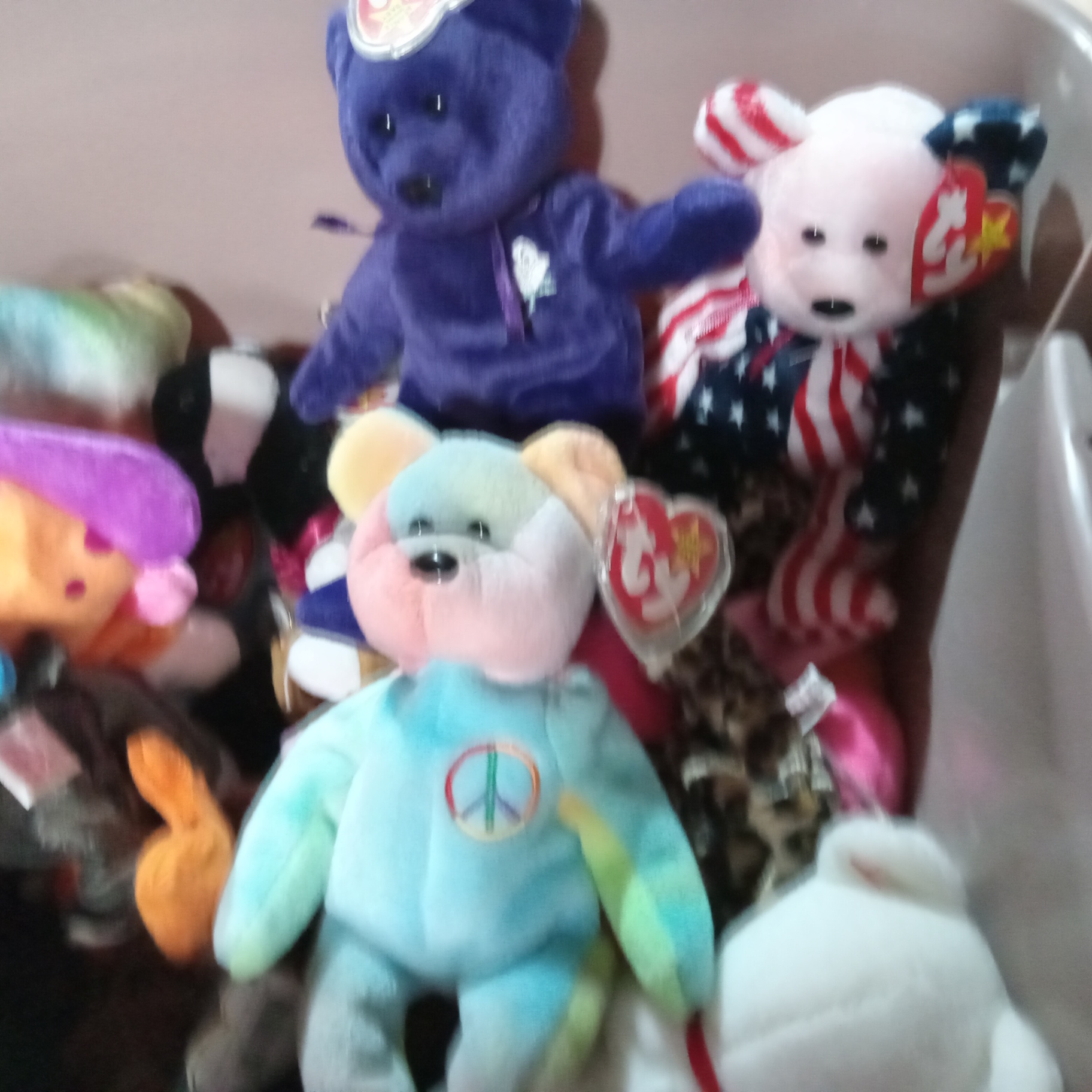 Another Tub O' Beanie Babies - image 2 of 6