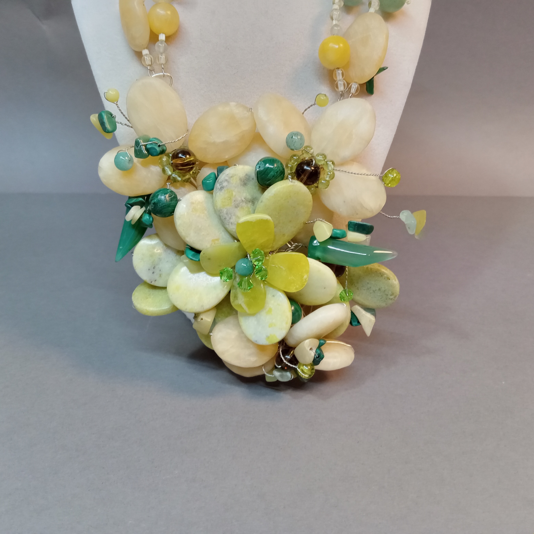 Hand Beaded Floral Jewelry - Pastels - image 3 of 18