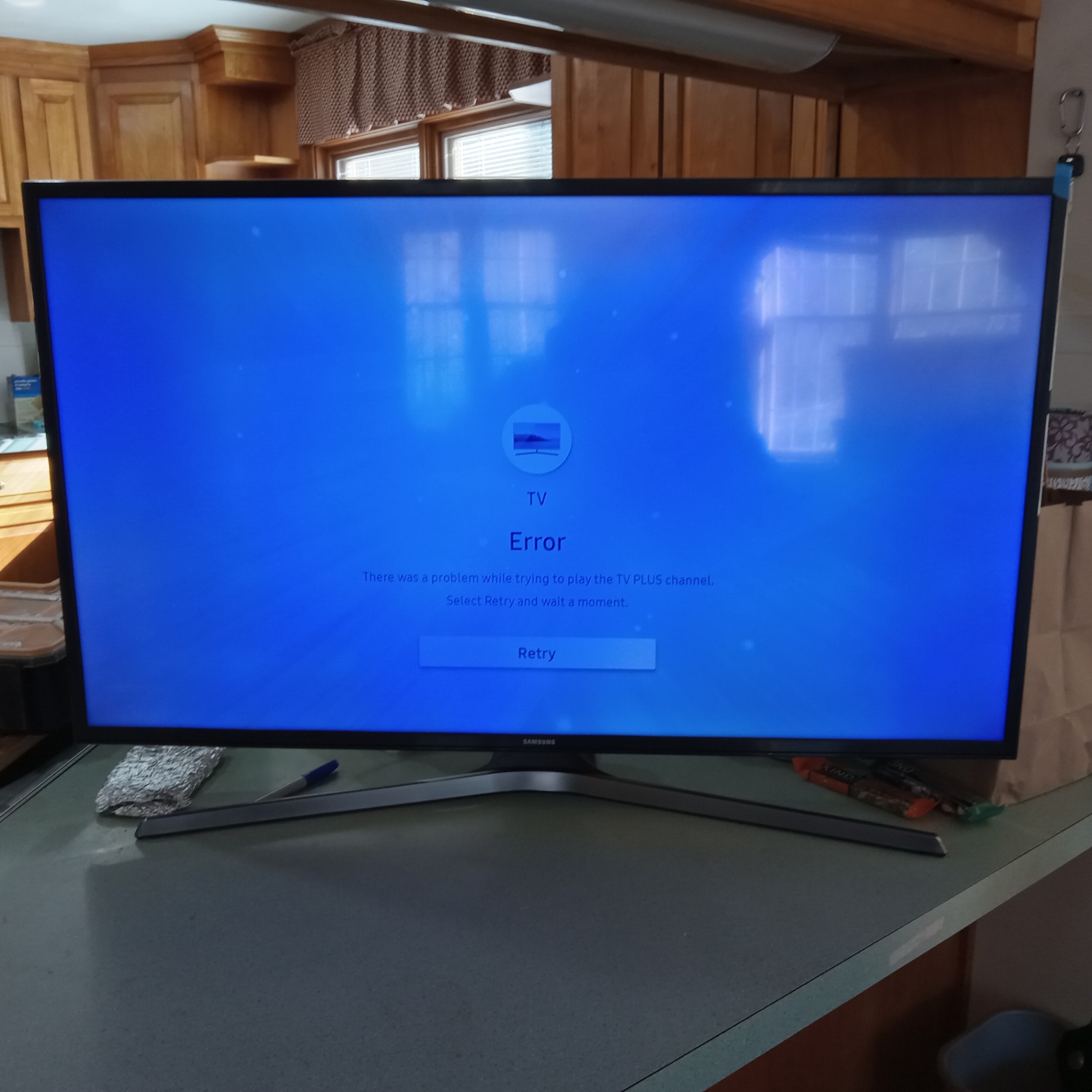 Samsung 40-inch 4K UHD Smart LED TV - image 1 of 5