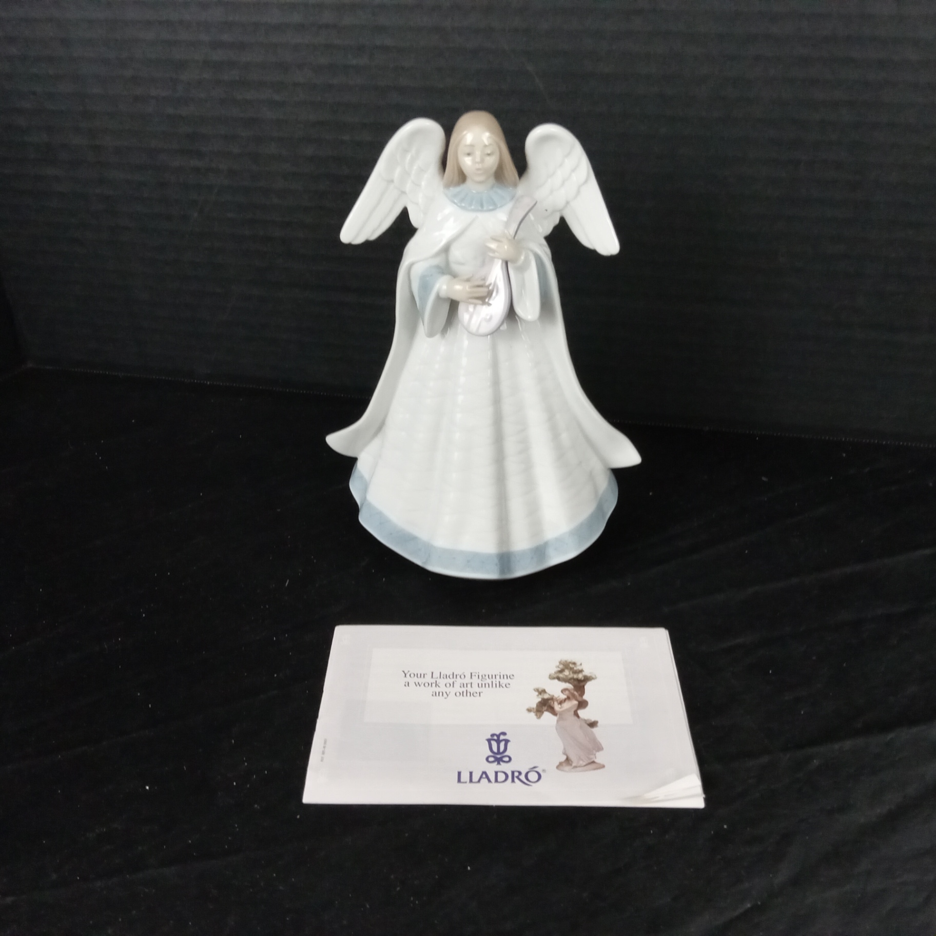 Lladro Angel w/Mandolin Figurine - image 2 of 6