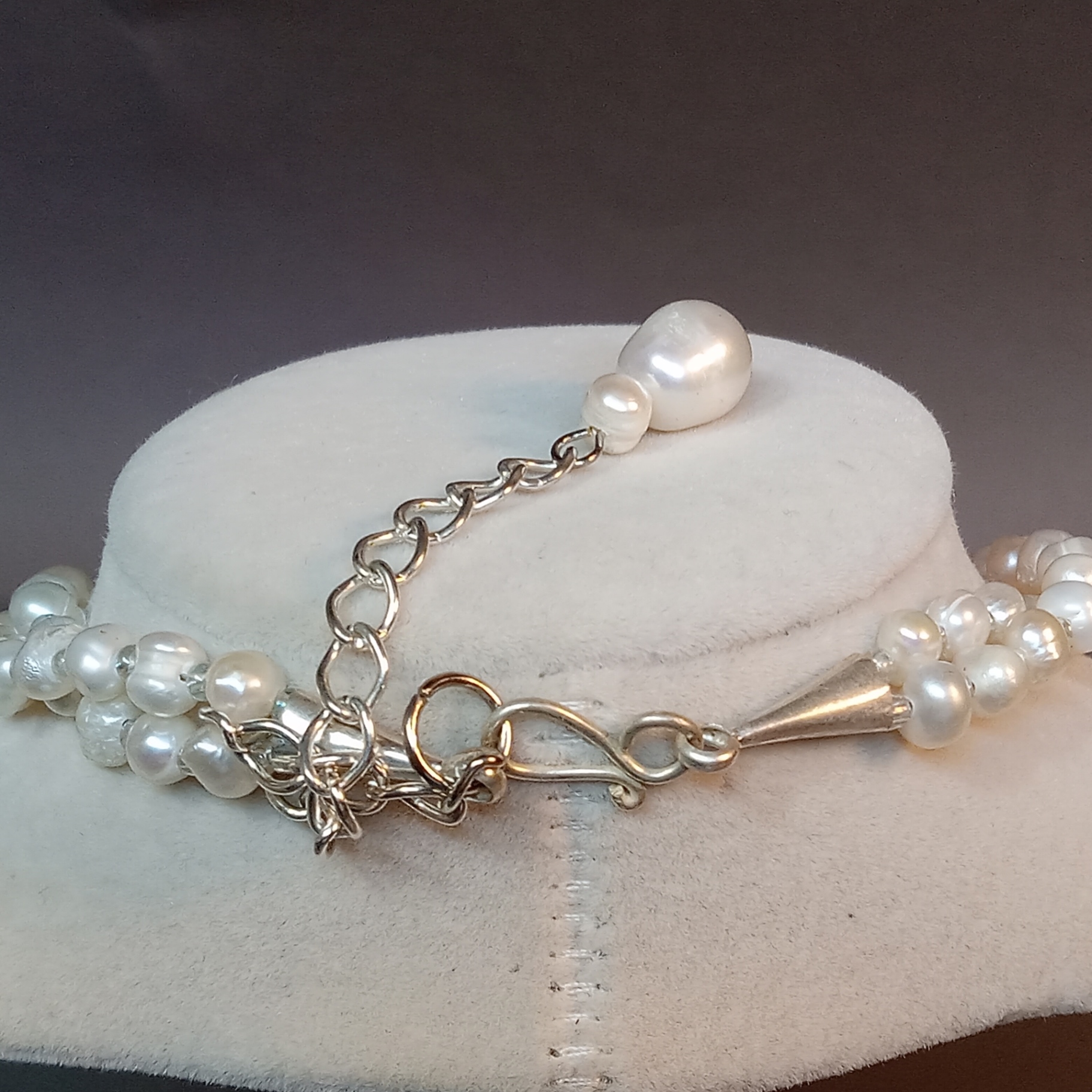 Hand Beaded Floral Jewelry - Pearls & Shells - image 13 of 16