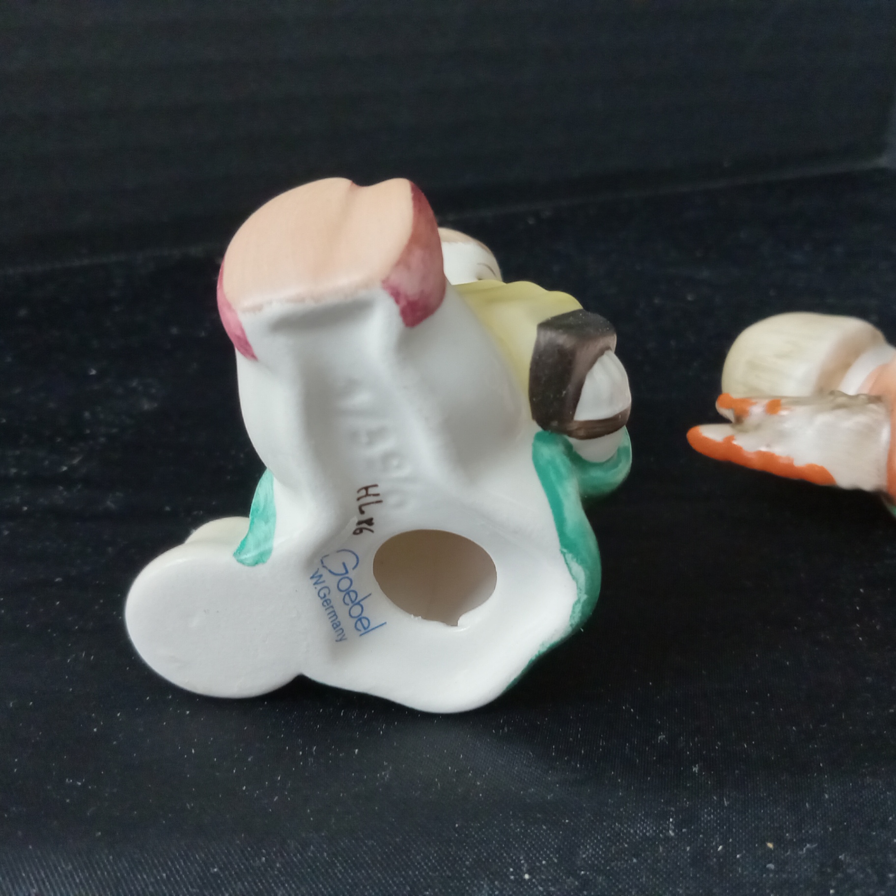 Hummel Figurines - image 5 of 16