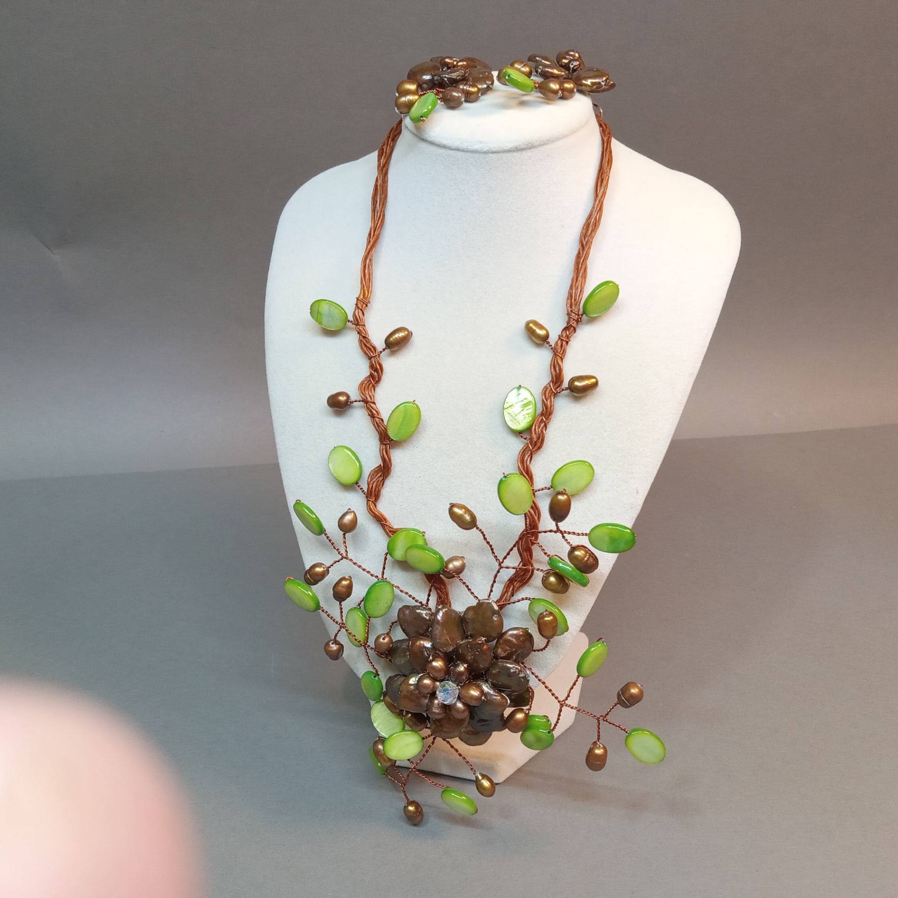 Hand Beaded Floral Jewelry - Pastels - image 14 of 18