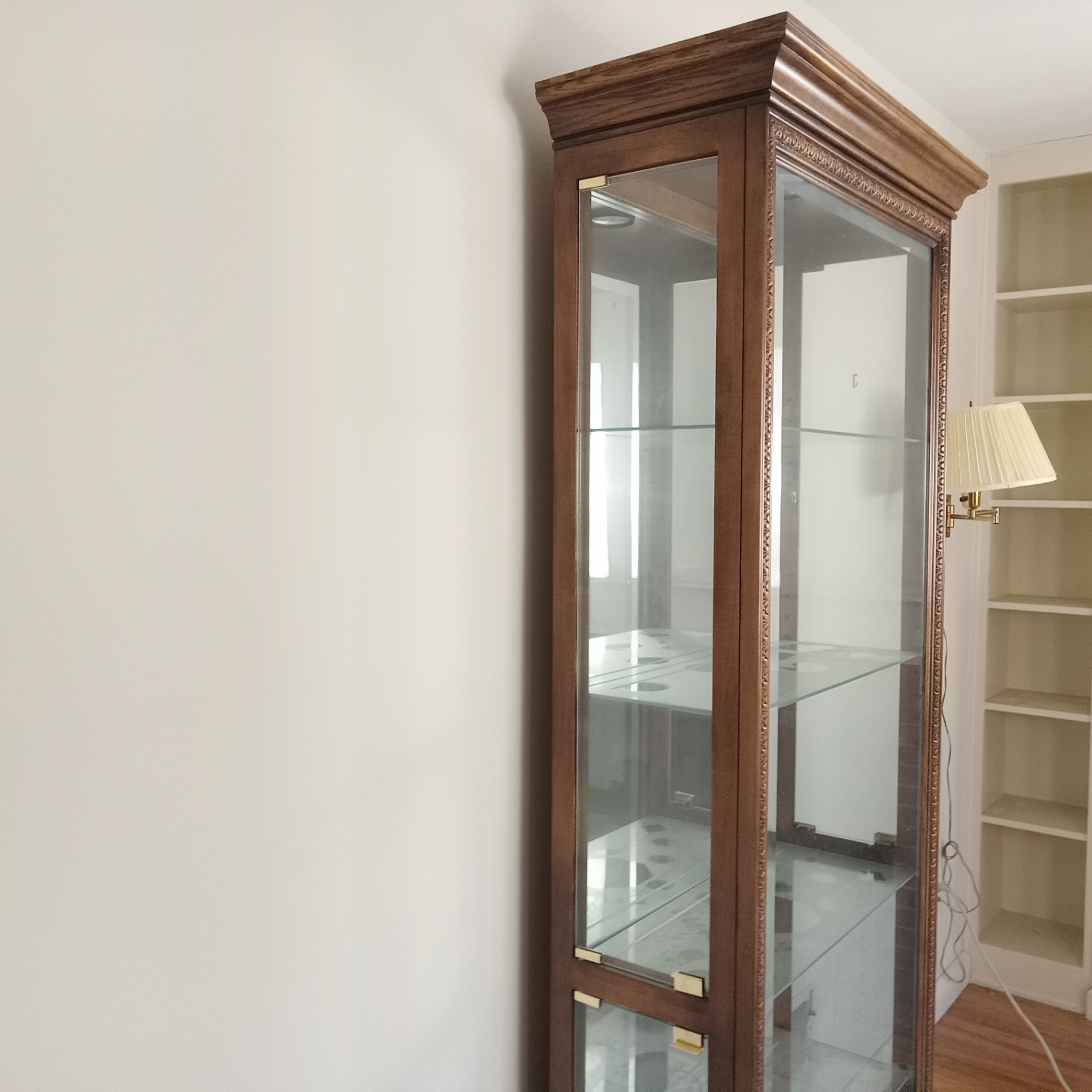 Vintage Display Cabinet - image 6 of 9