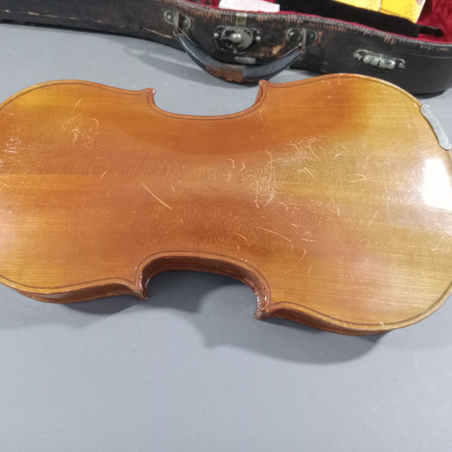 Vintage Musical Instruments - image 25 of 39