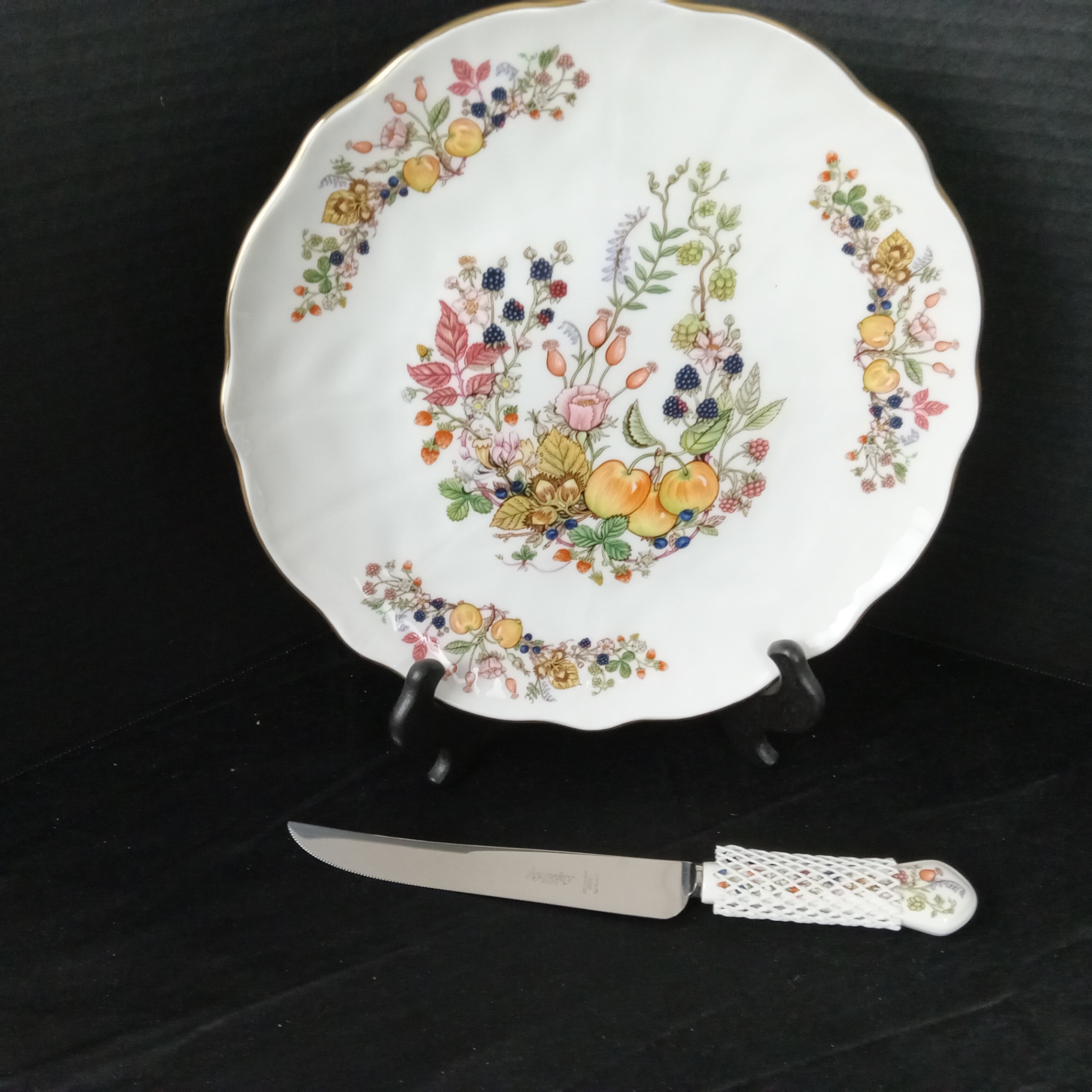 Aynsley China Somerset Hostess Pieces - image 9 of 17