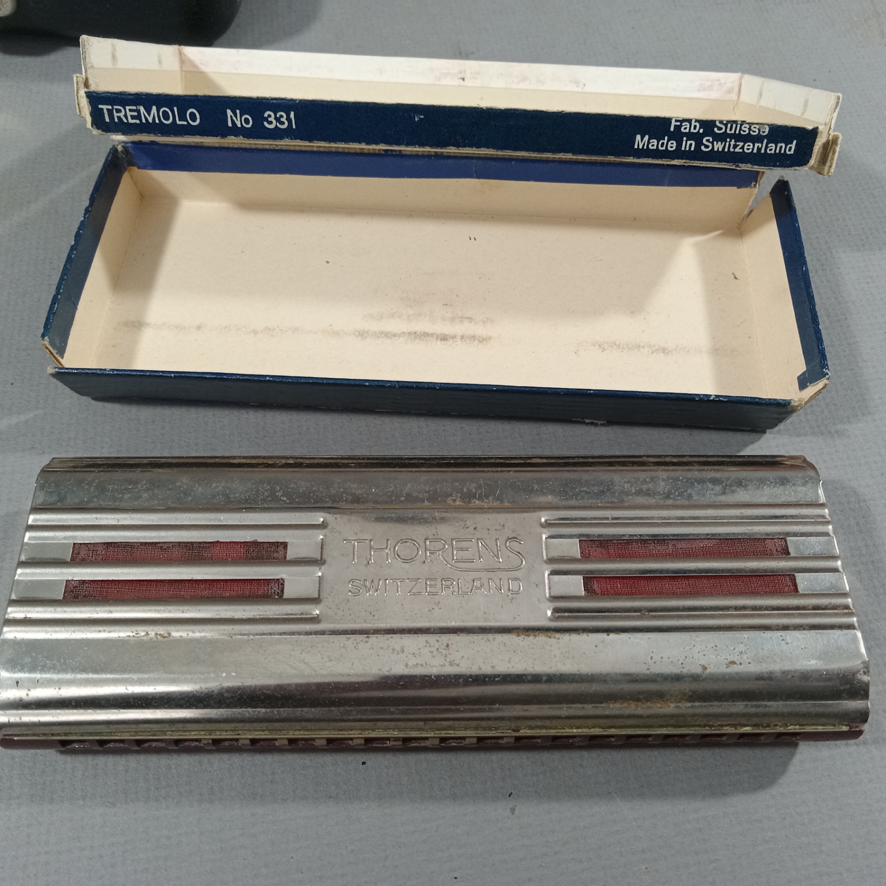 Vintage Musical Instruments - image 2 of 39