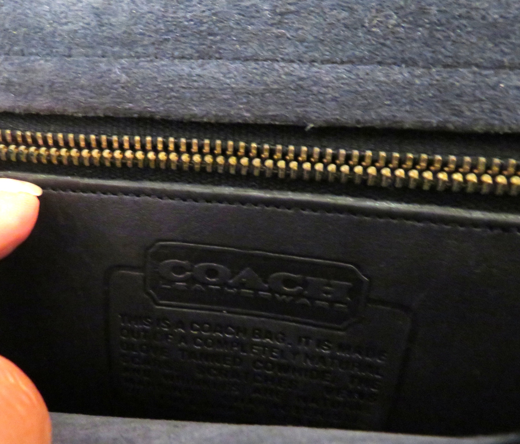 Assorted handbags and purses Fossil Coach Camuto - image 8 of 13