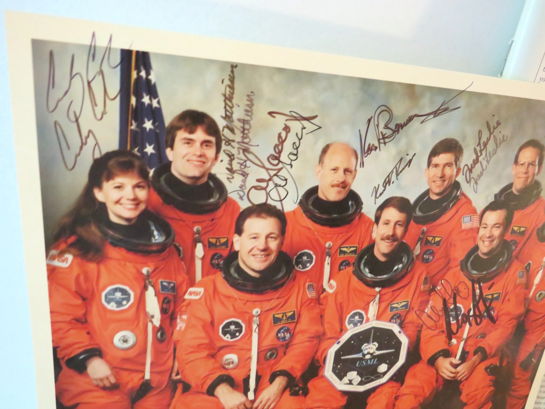 Autographed NASA STS 73 Space Shuttle Columbia 1995 - image 4 of 9