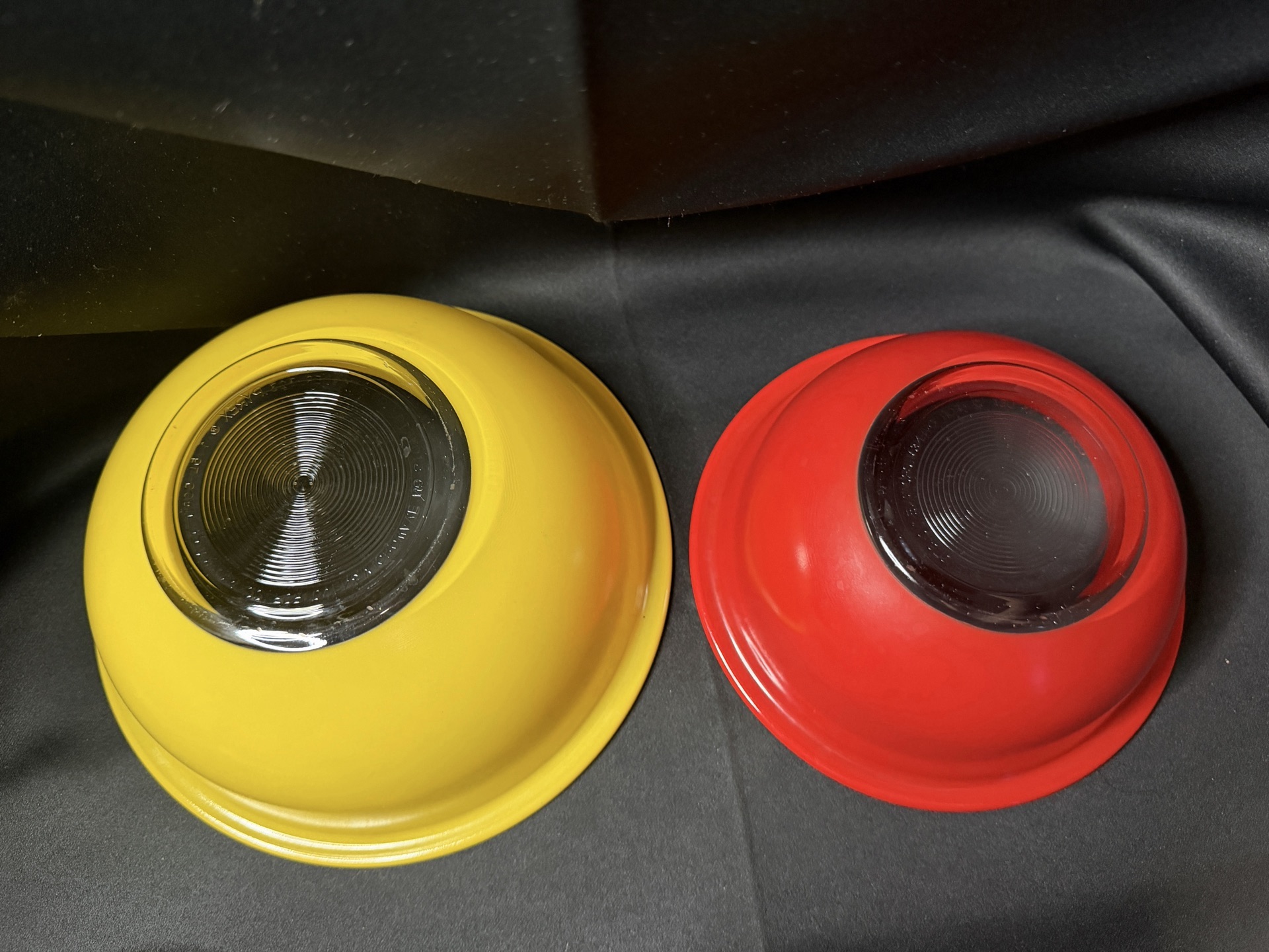 2- Vintage Pyrex mixing bowls - image 2 of 6