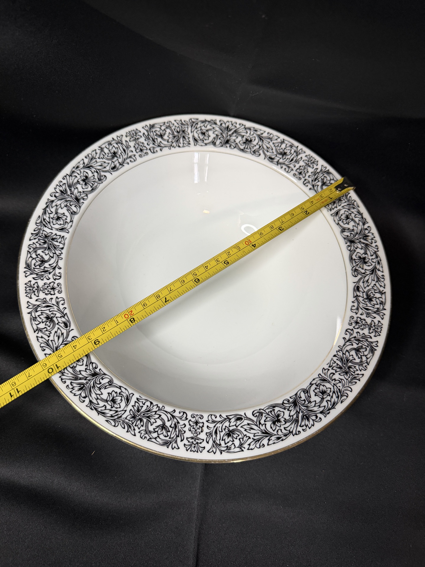 vintage Wyndham vegetable serving bowl - image 3 of 3