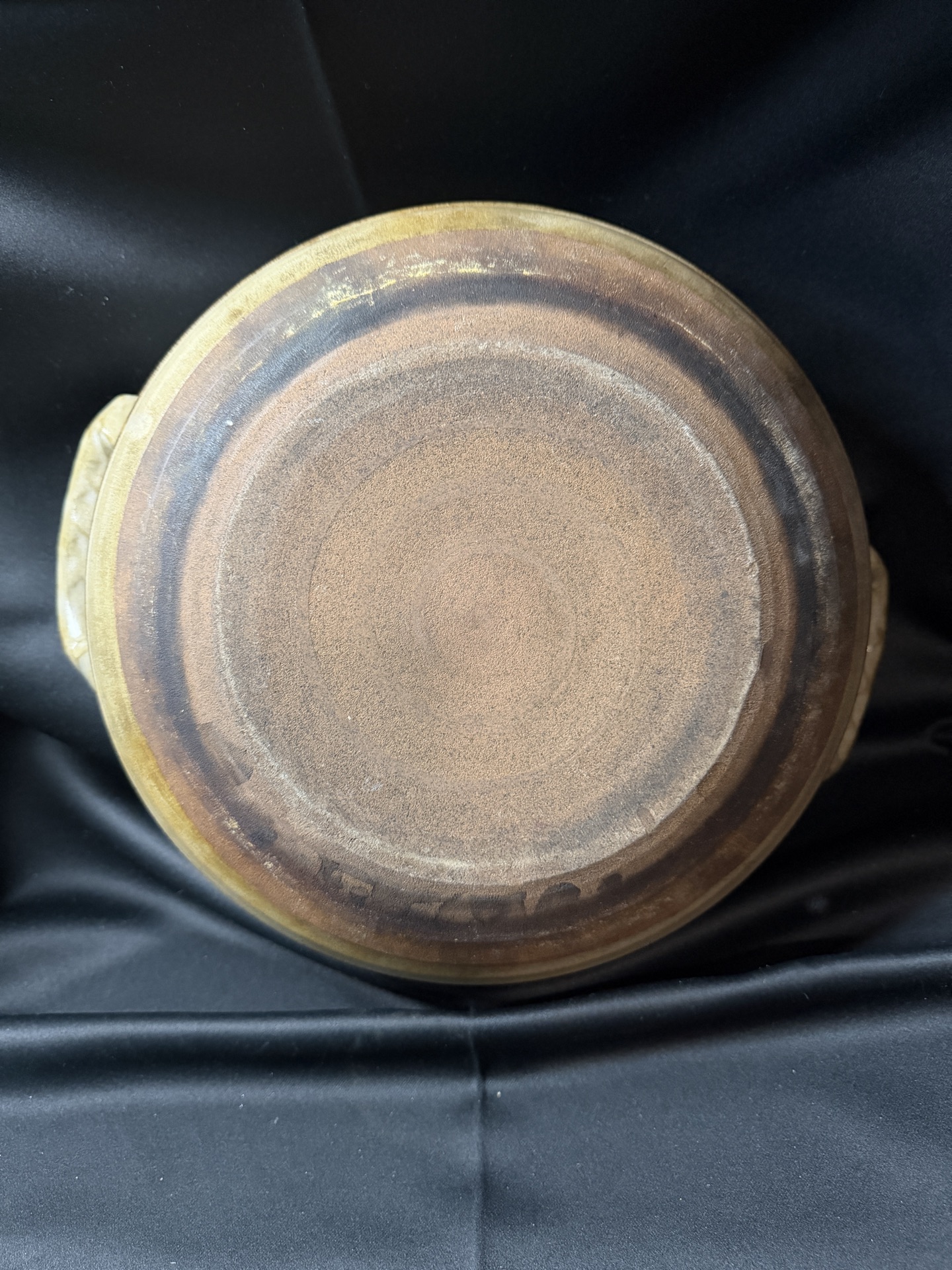 Vintage stoneware serving bowl with a metal lid - image 4 of 5