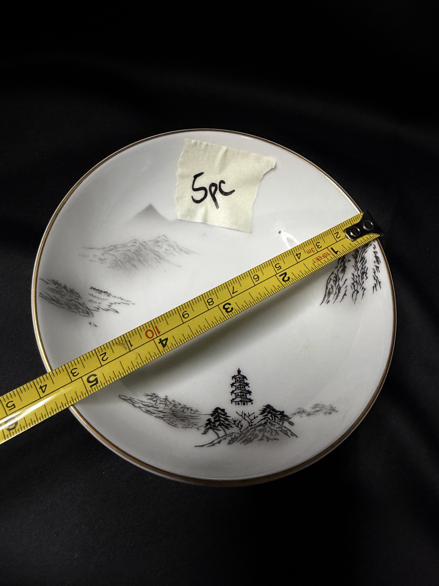 Vintage set of Fukagawa Arita Japanese porcelain dinnerware - image 13 of 13