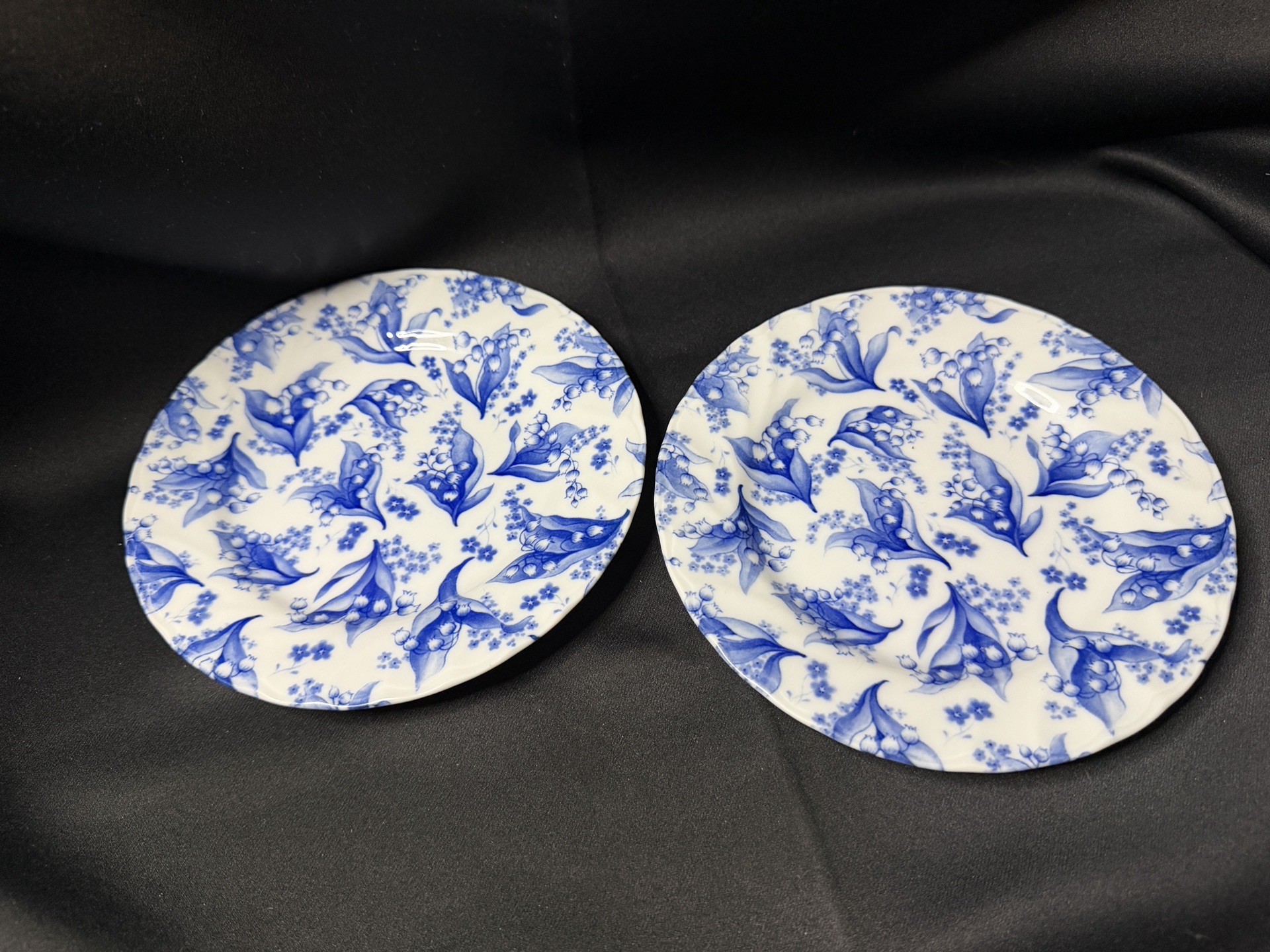 2- collectable ceramic plates from "Table Collection" By Tono - image 1 of 3