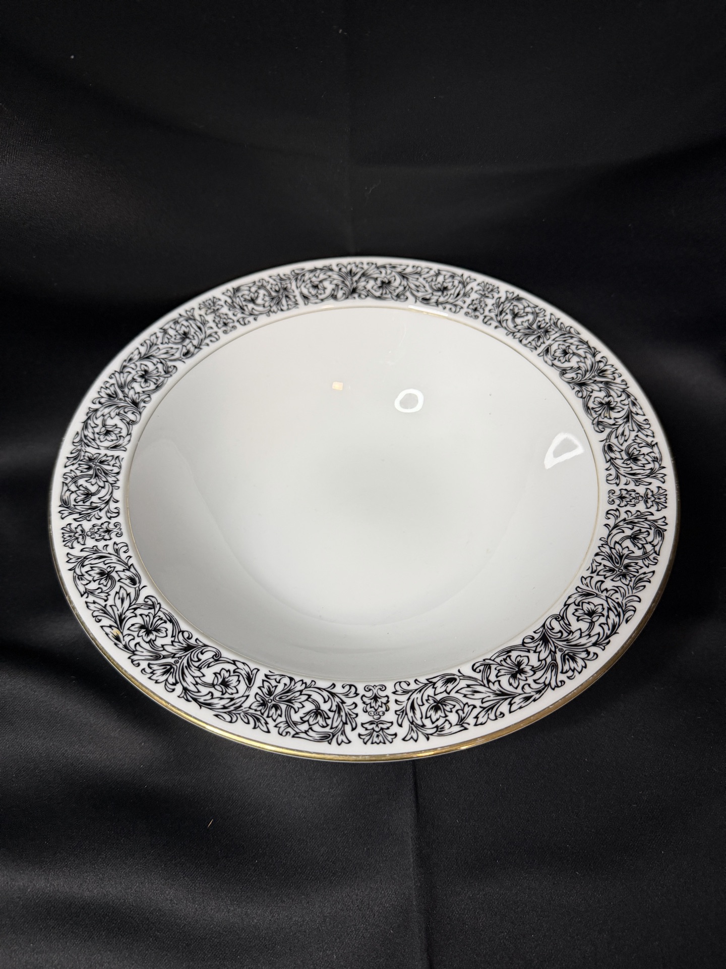 vintage Wyndham vegetable serving bowl - image 1 of 3