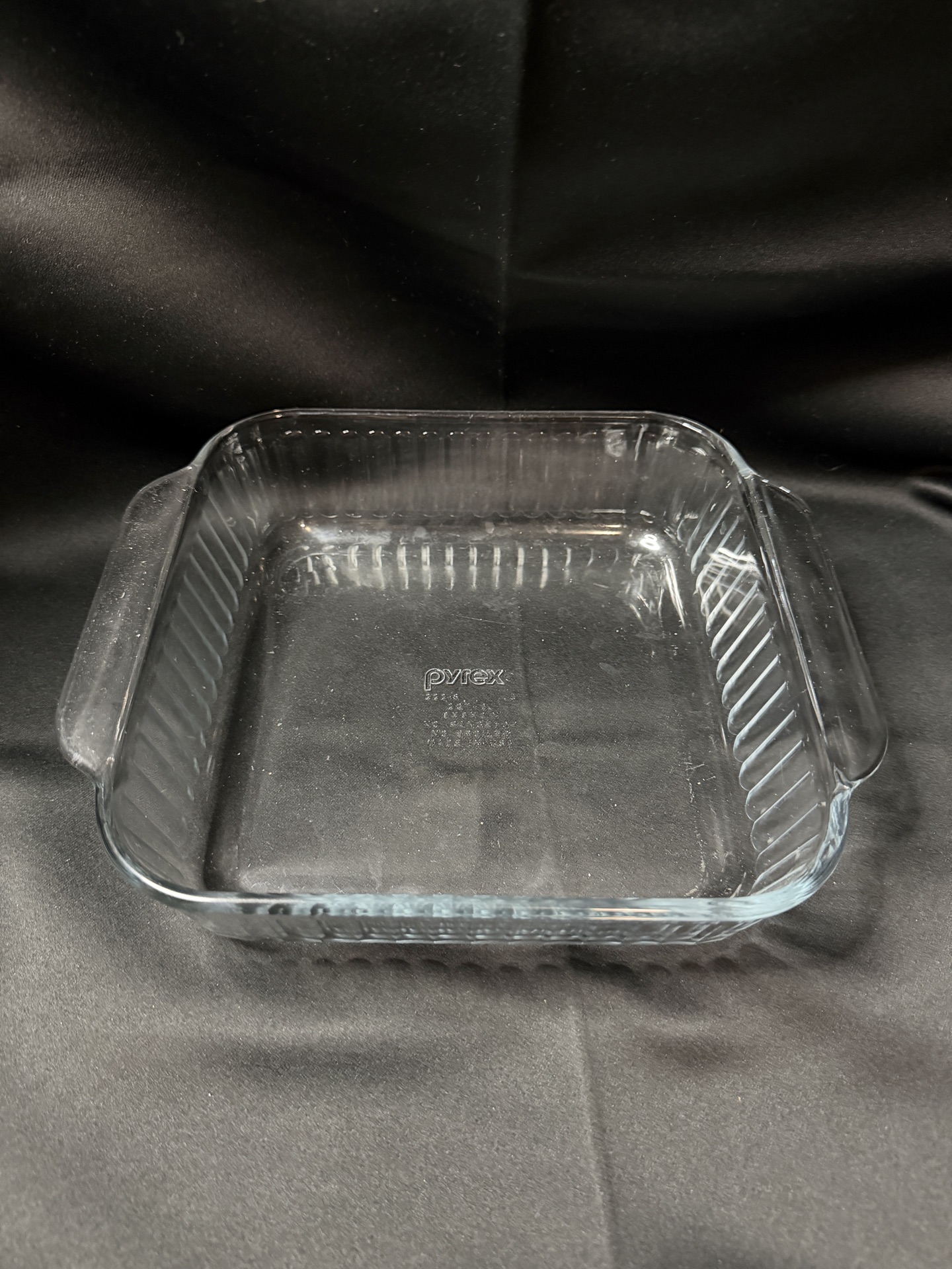 vintage Pyrex 222-S 2-quart square casserole dish - image 1 of 3