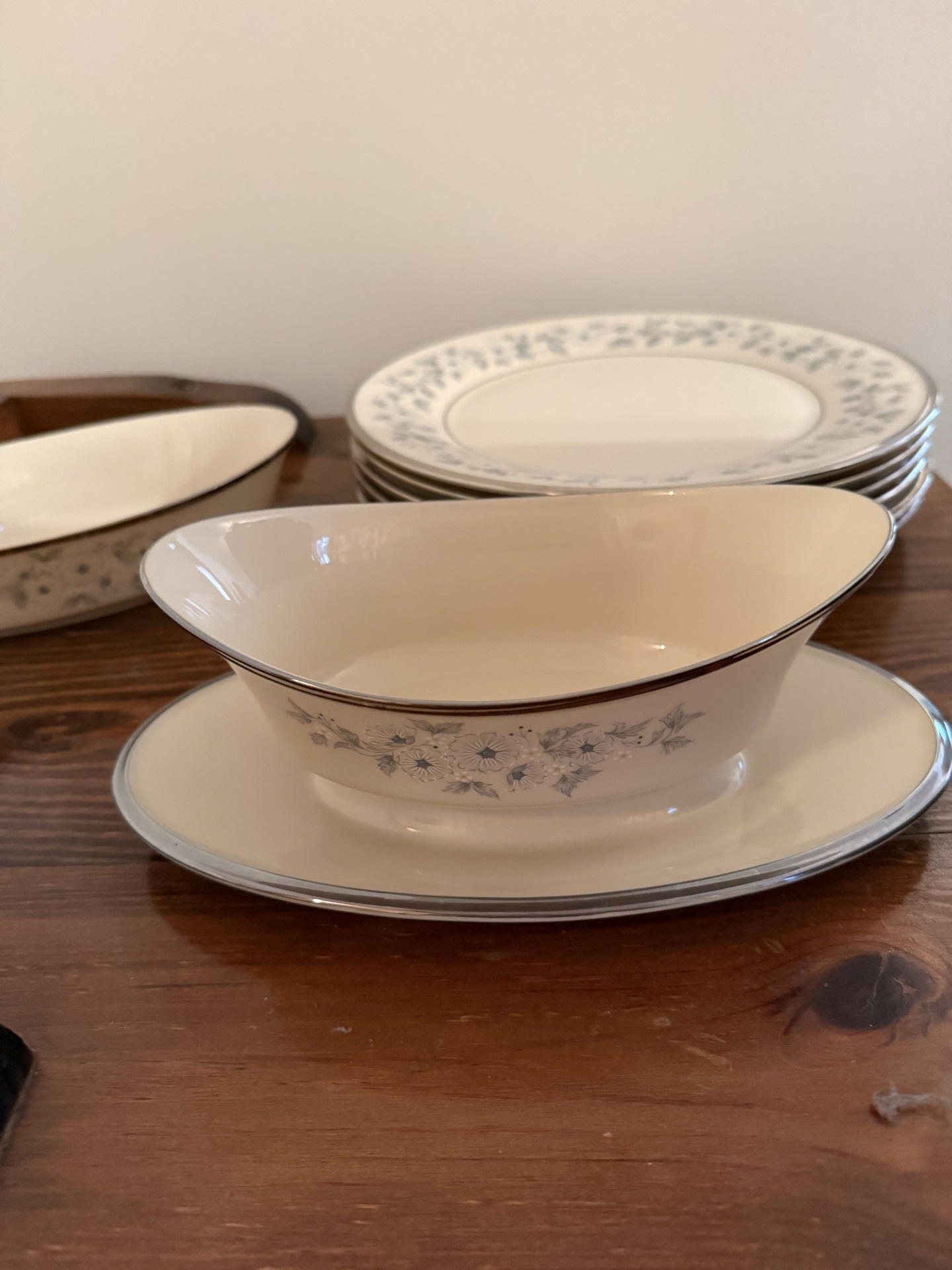 Lenox Windsor dinnerware set with blue floral border - image 2 of 7