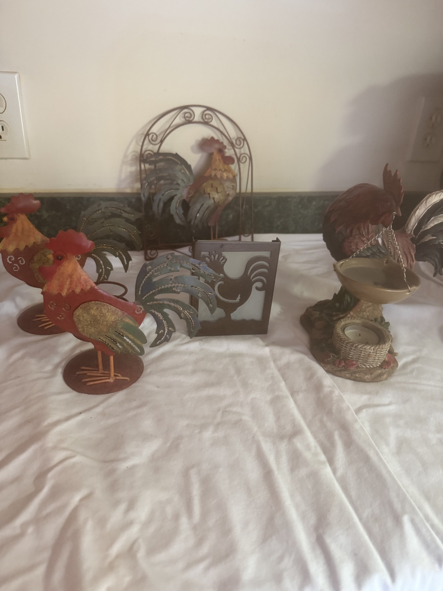 Rooster-Themed Metal Decor Set - image 2 of 9