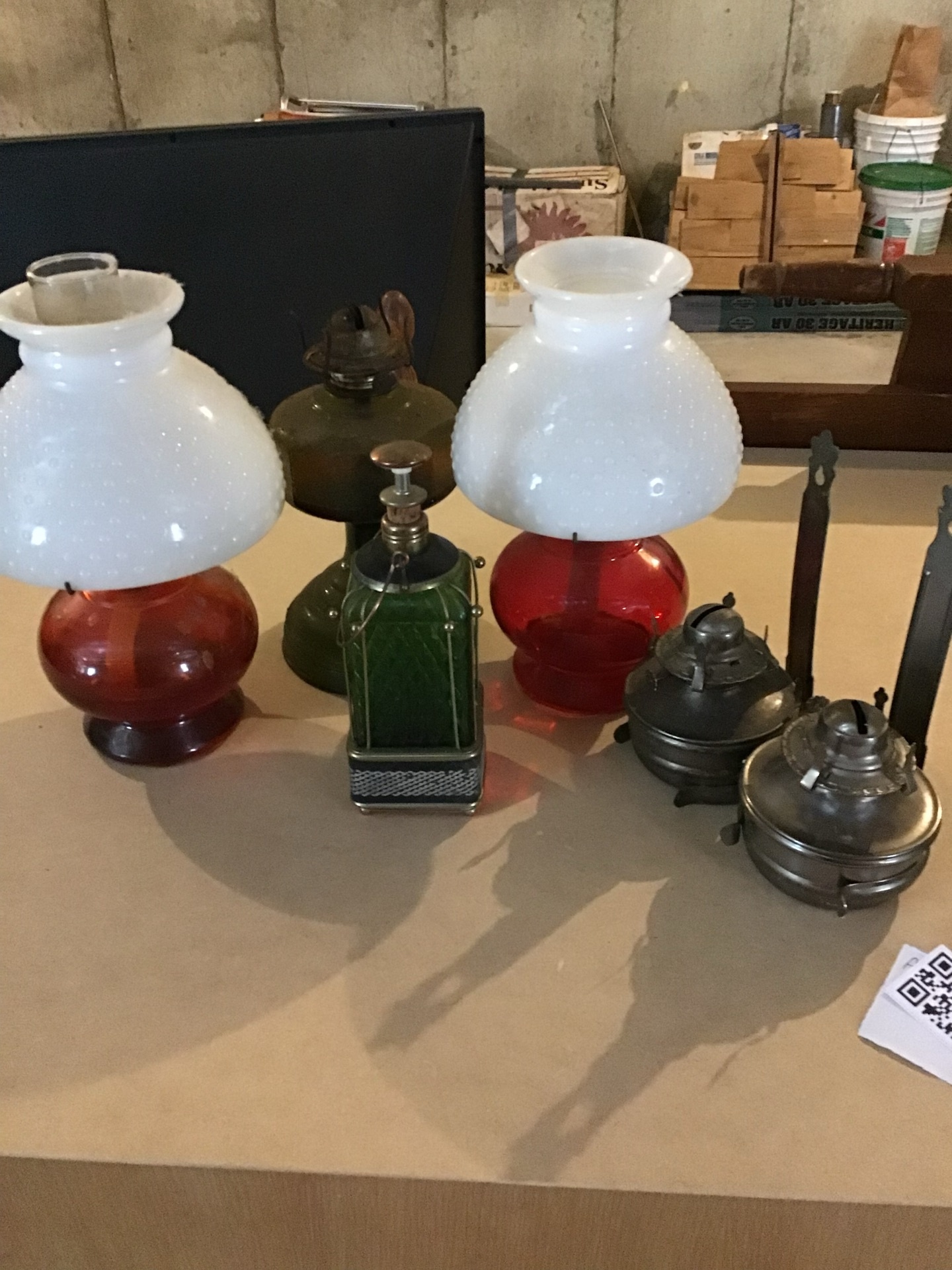 Assorted Vintage Oil Lamps - image 1 of 2