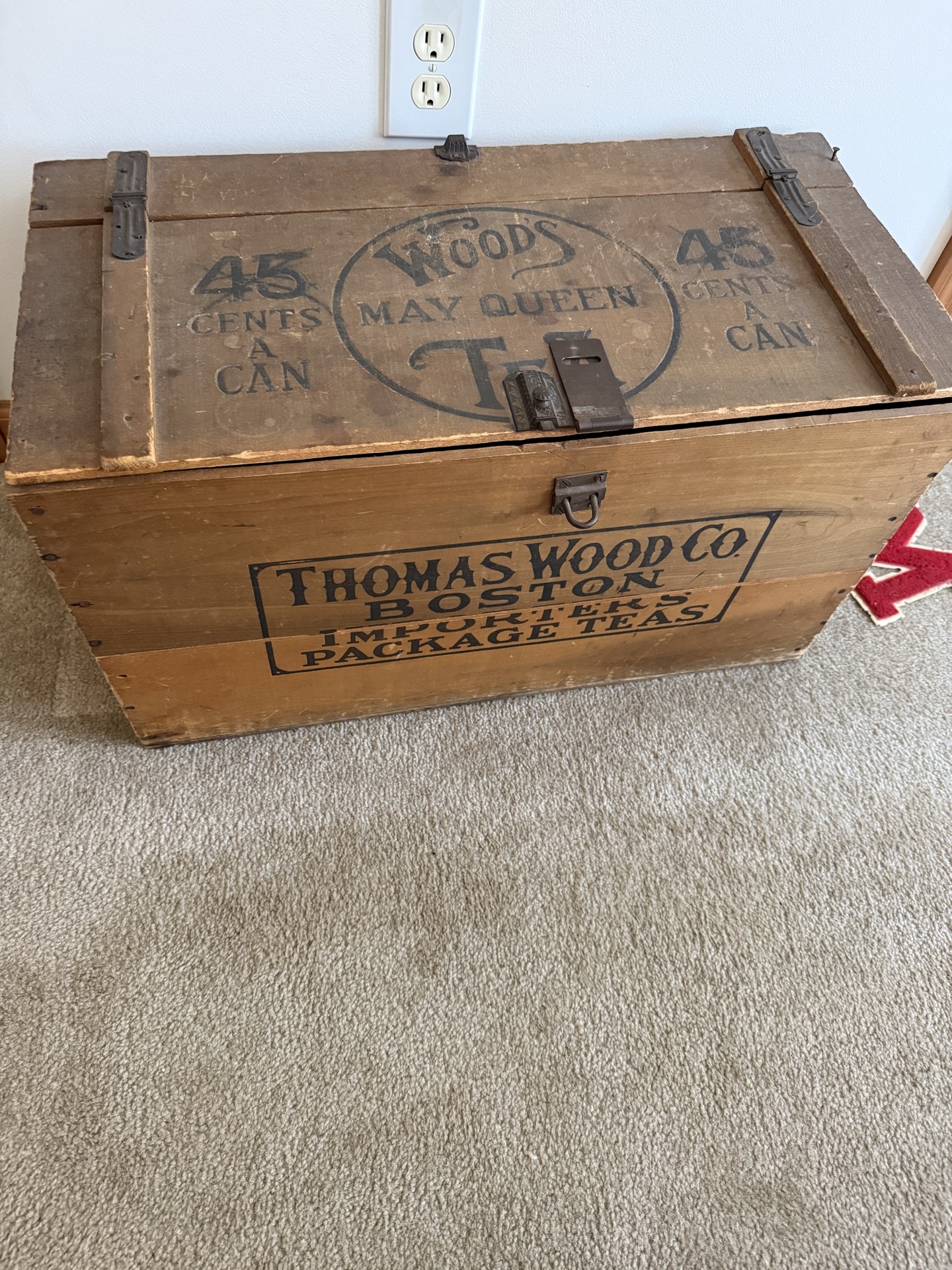 Vintage wooden crate - image 1 of 4