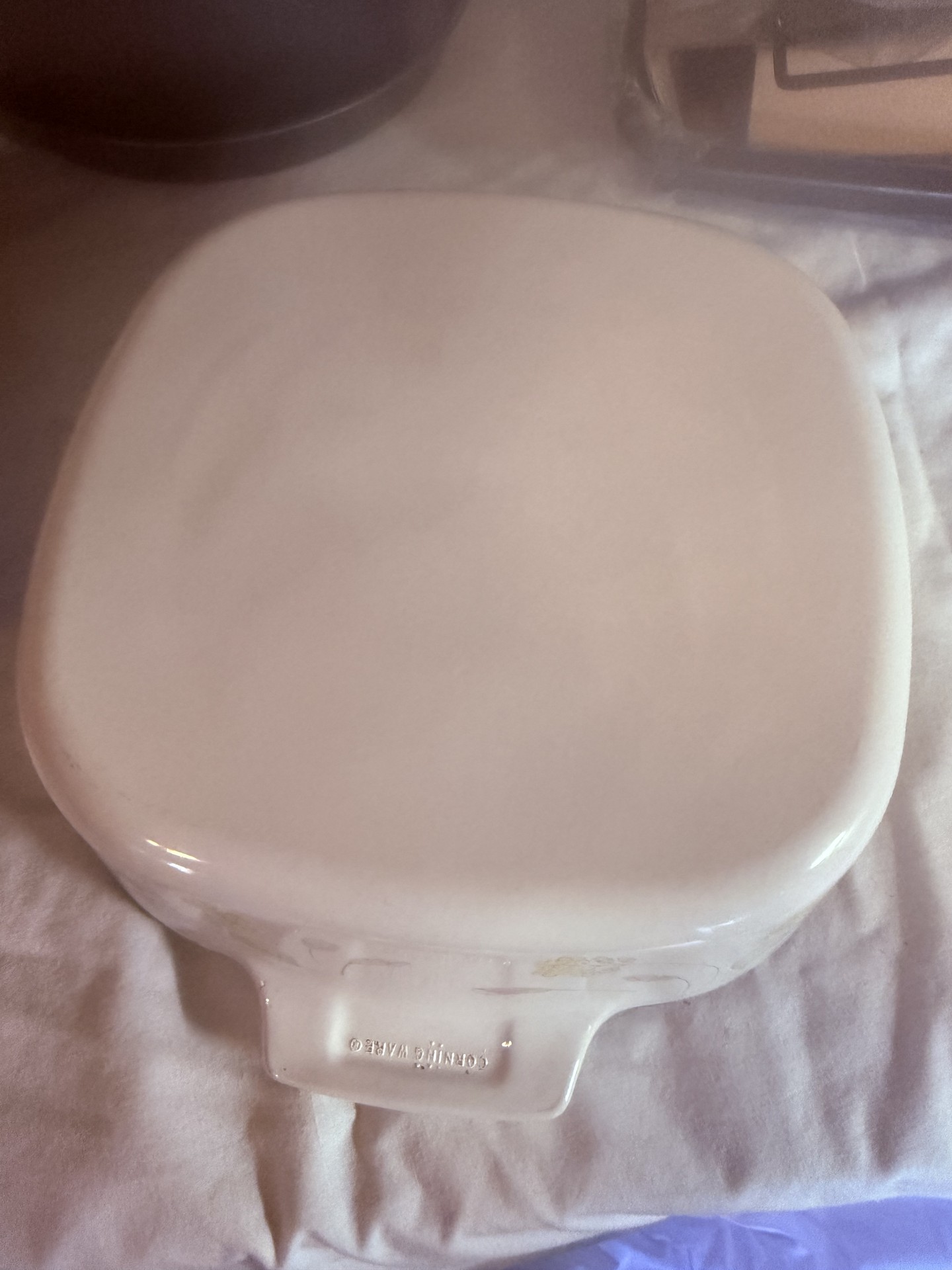 Assorted bakeware and recipe guide - image 7 of 16