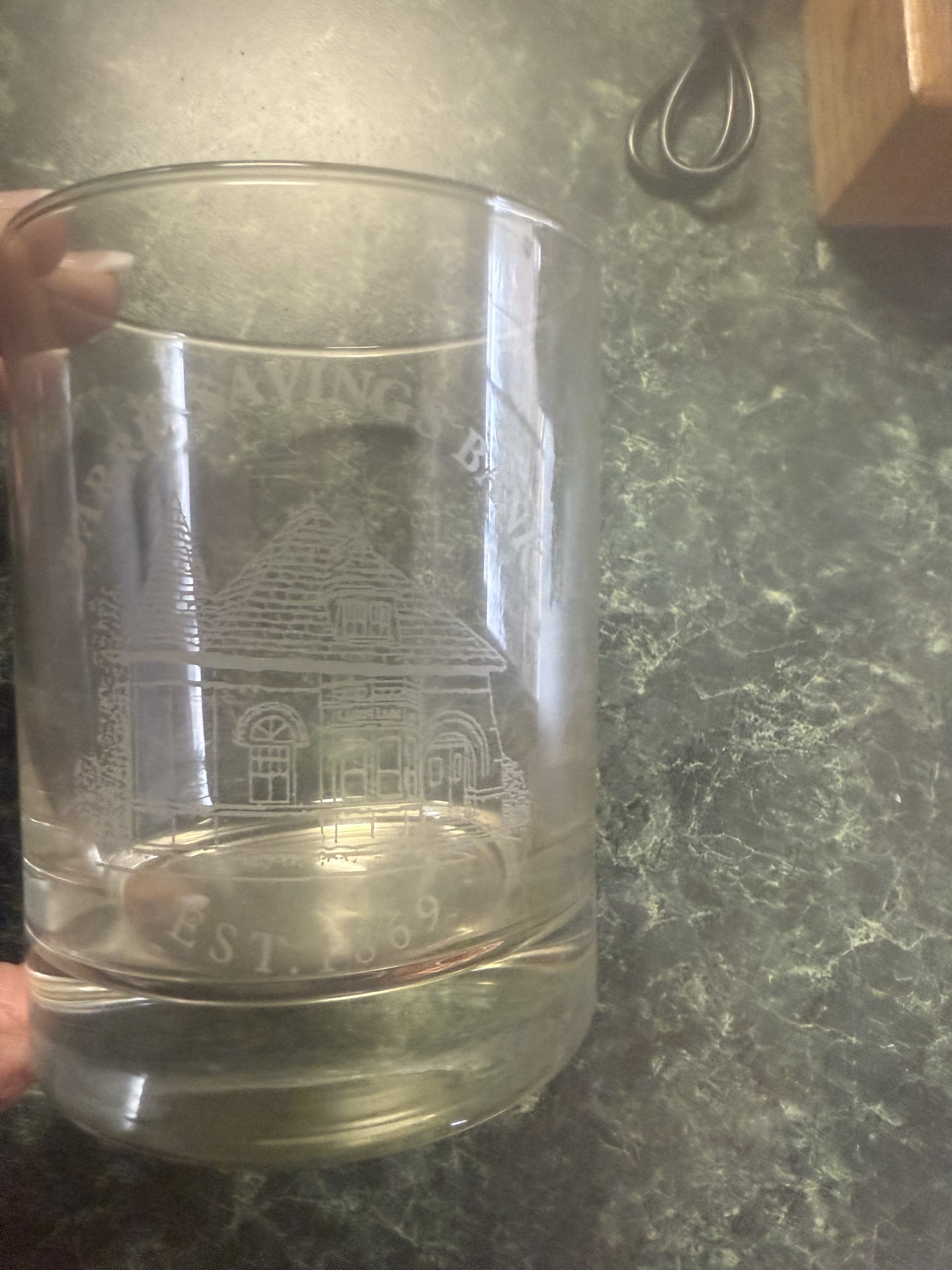 Assorted etched glass drinkingware - image 4 of 9