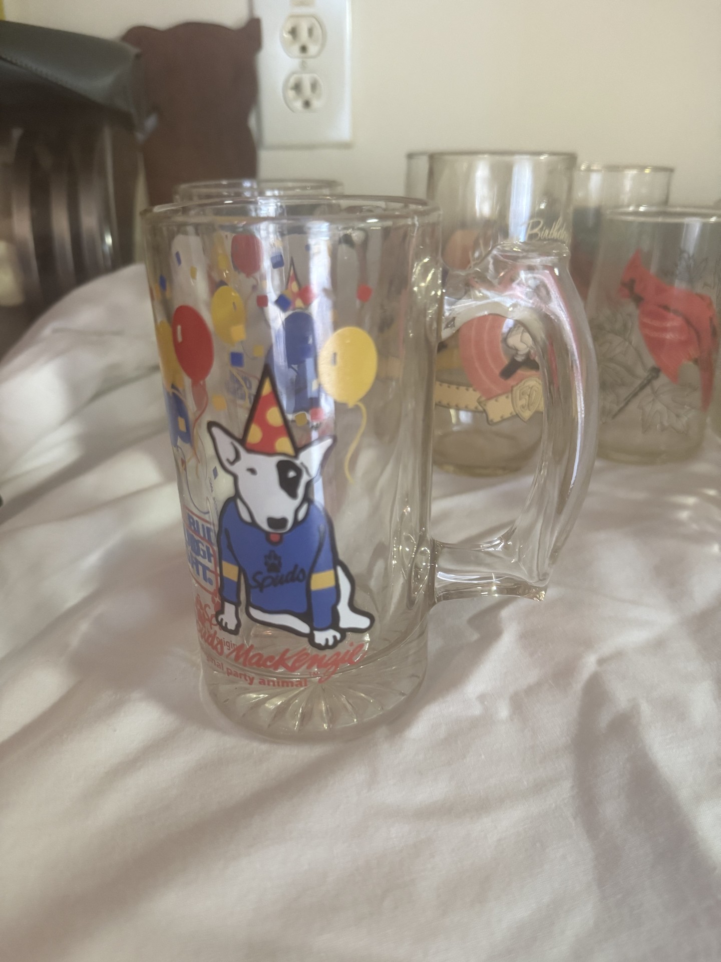Sixteen vintage glass beer mugs with animal designs and Bud Light branding - image 3 of 9