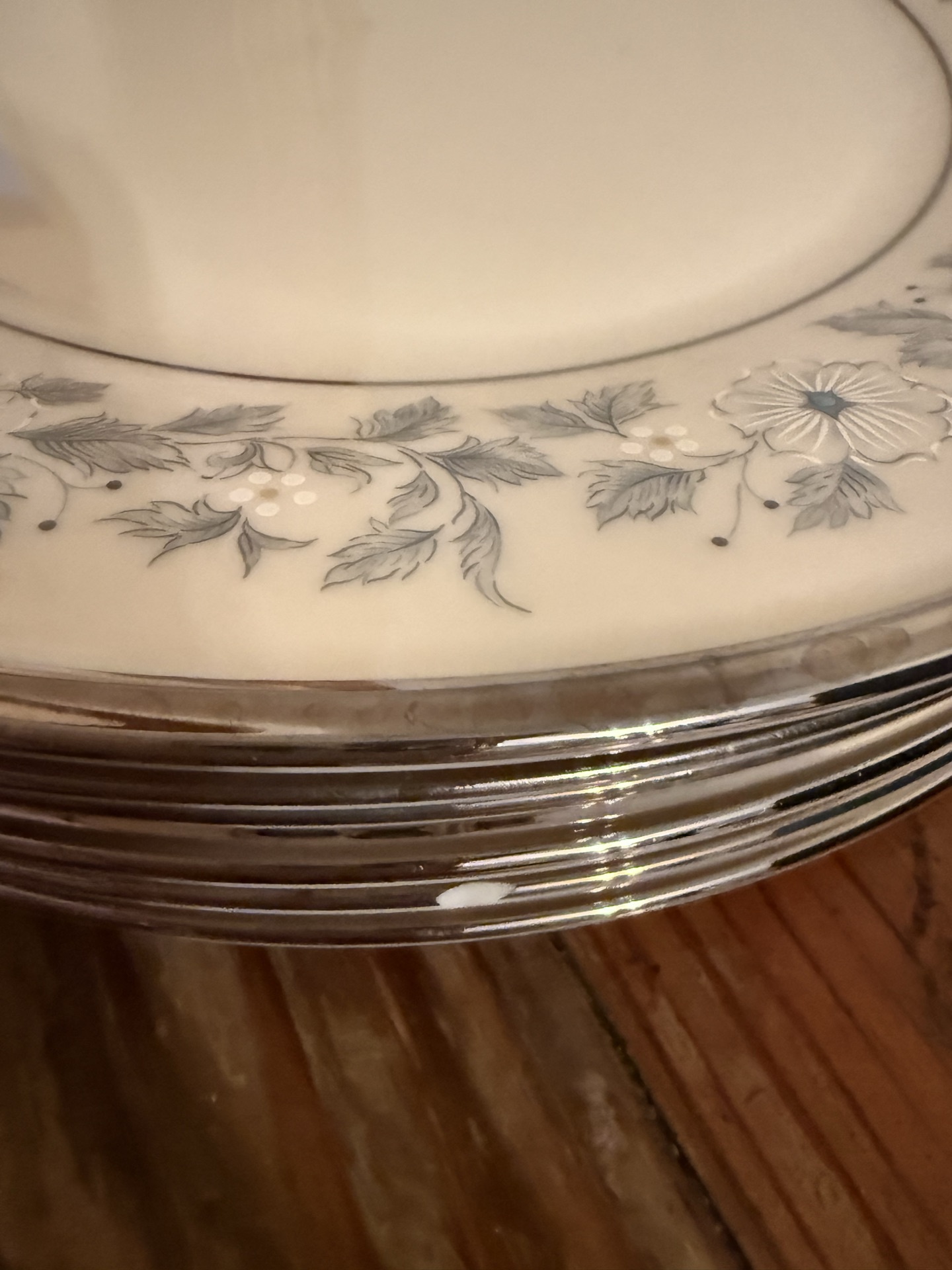 Lenox Windsor dinnerware set with blue floral border - image 6 of 7