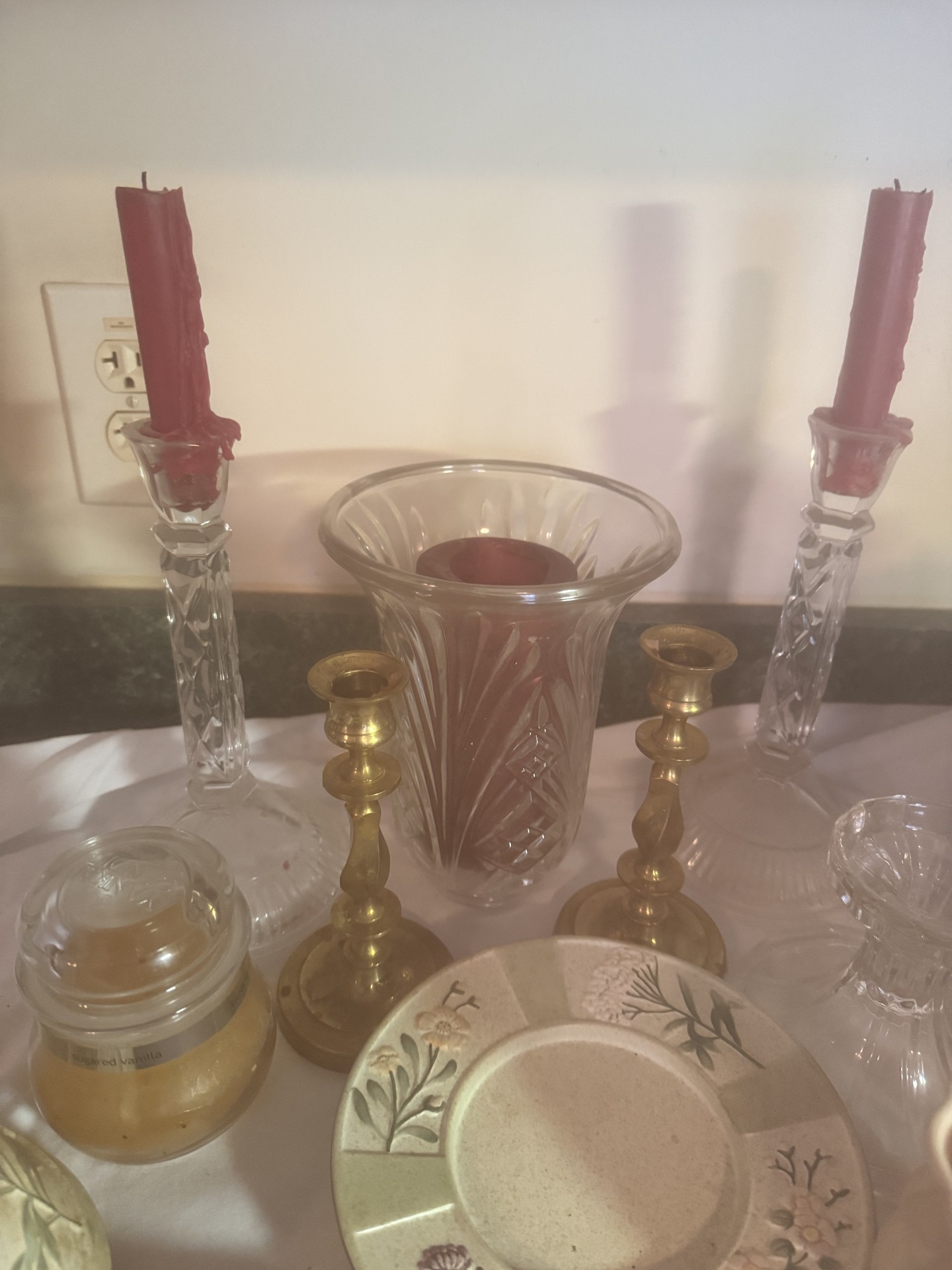 Assorted candles, candlesticks, vases and decorative ceramics - image 6 of 10