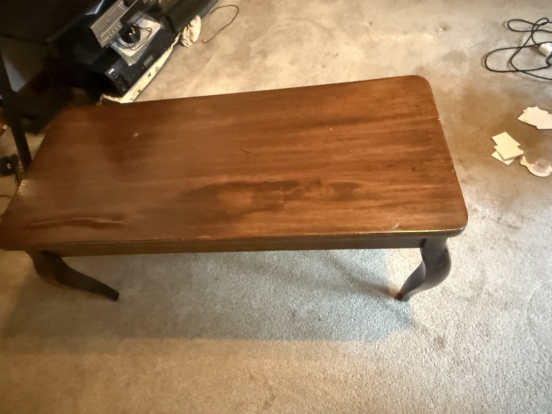 Wooden coffee table with curved legs - image 2 of 8