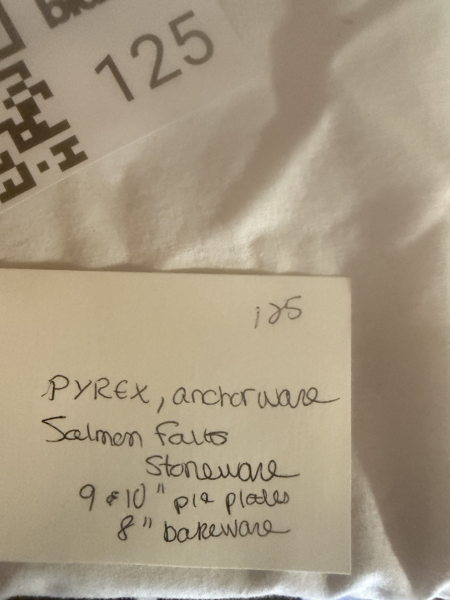 Assorted bakeware: Pyrex glass casserole with lid, glass baking dishes, and Salmon Falls stoneware fruit-pattern dish - image 12 of 13