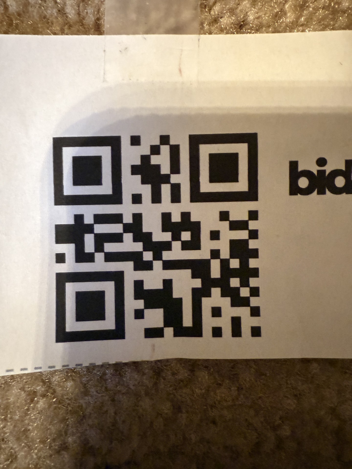 Green heart-shaped ceramic ashtray with leaf motif - image 8 of 11