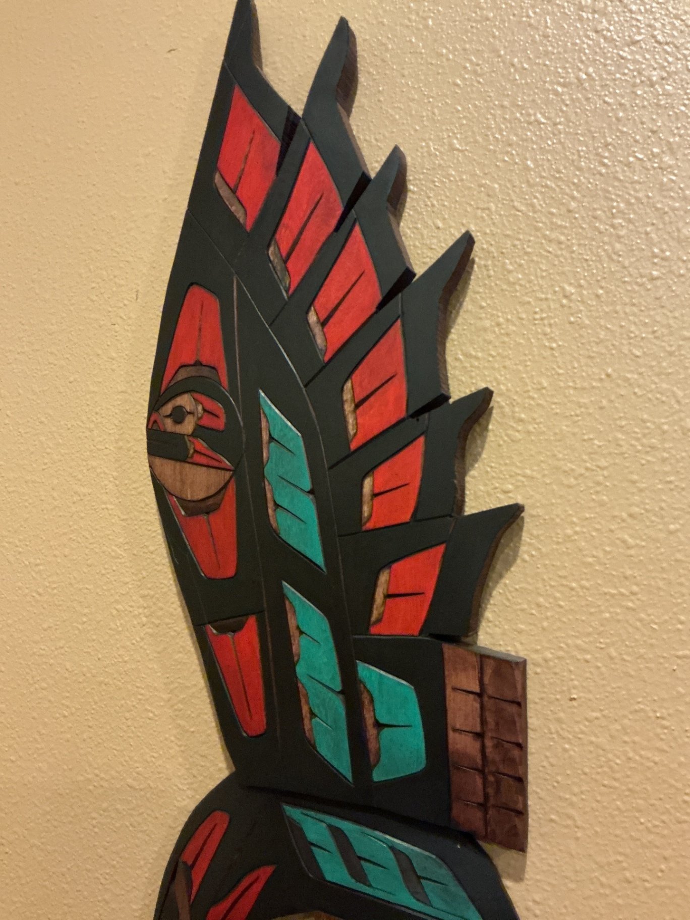 Northwest Indigenous Coast raven motif wooden wall sculpture - image 3 of 5