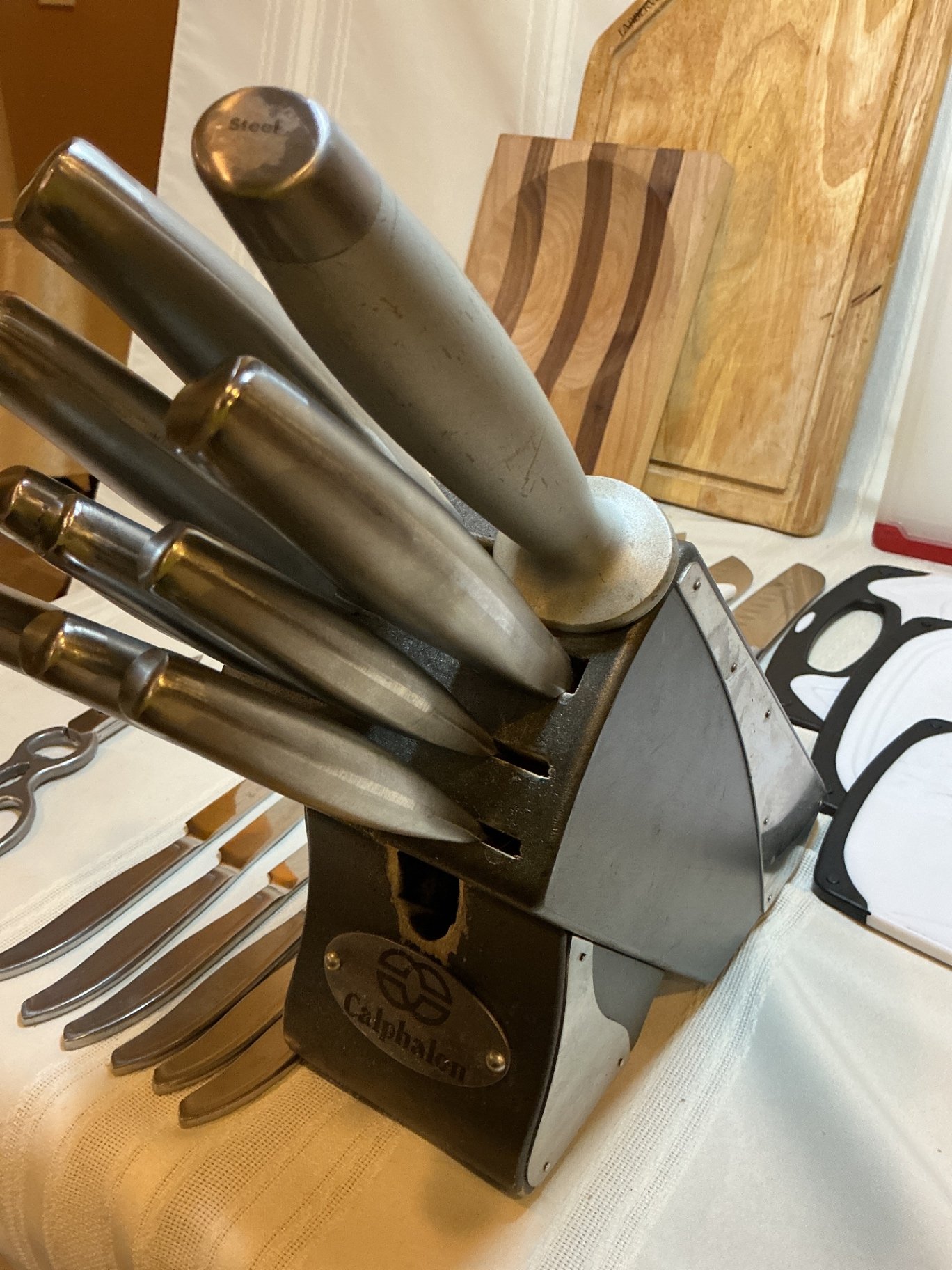 Cutlery with cutting boards and accessories, Calphalon, Victorinox  - image 12 of 12