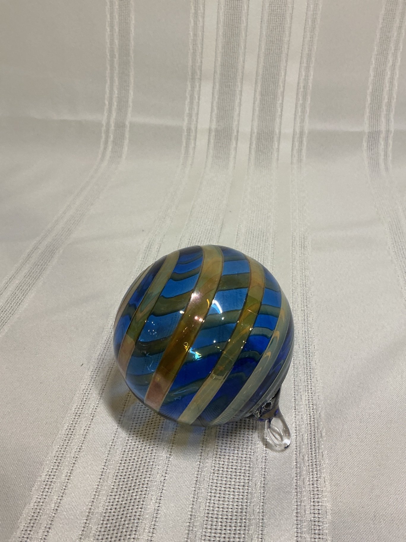 Set of decorative glass items: cow figurine, vases, bottle, and ornament - image 5 of 5