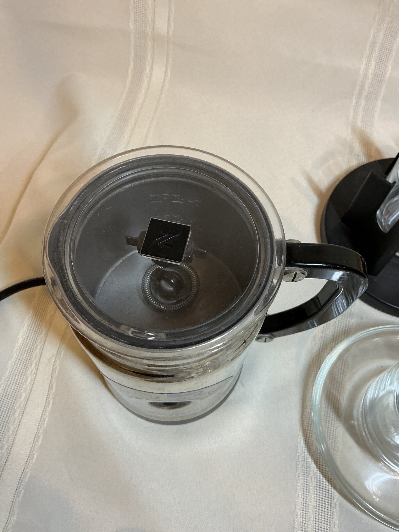 Nespresso espresso machine with electric frother and glassware - image 5 of 5
