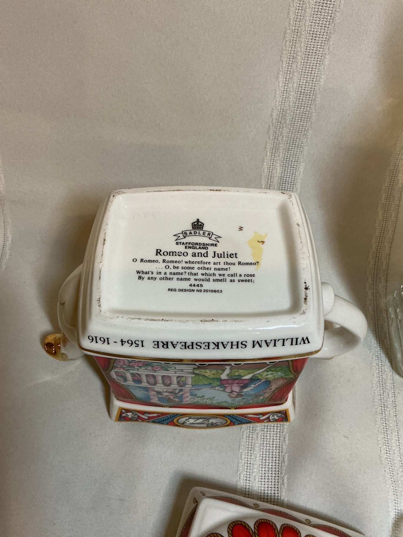 Vintage teaware, glassware and souvenir ceramics collection - image 7 of 7