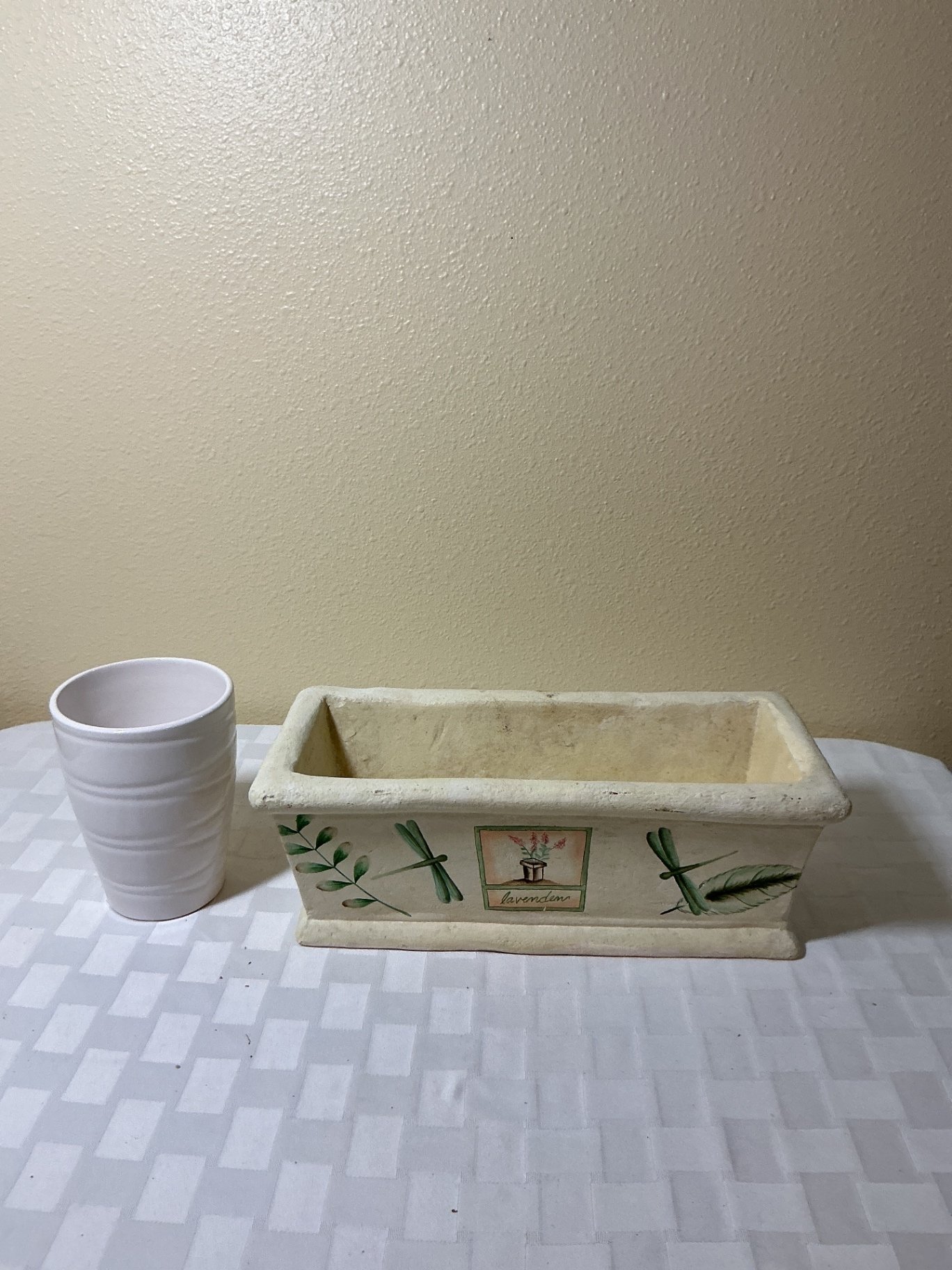 Garden tools, planters, and accessories - image 5 of 7