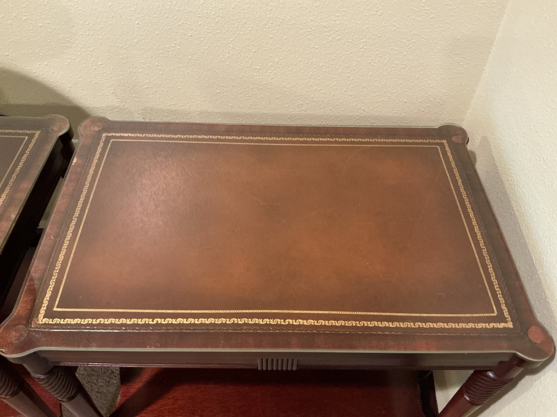 Pair of wooden end tables with lamps - image 5 of 5