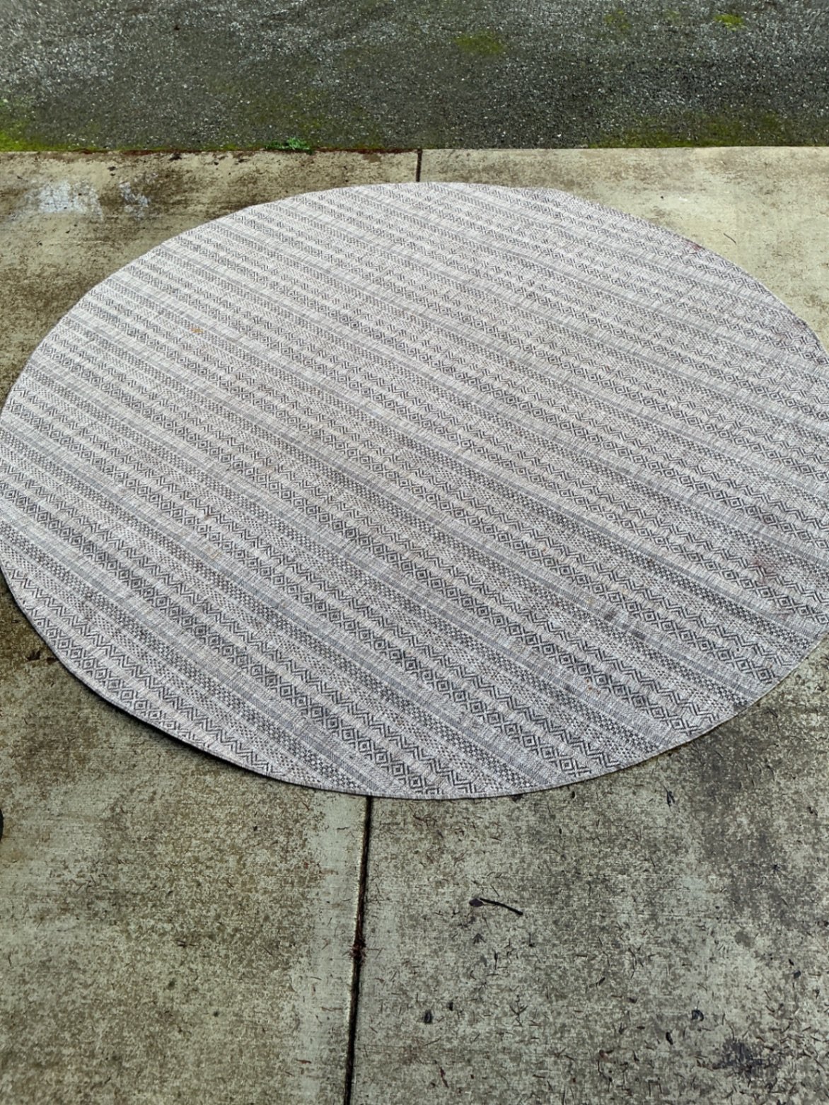 Round Patio Rug - image 1 of 4