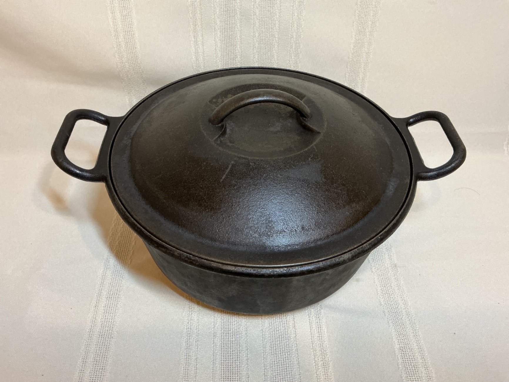 Lodge Cast iron dutch oven and enamel oval dish - image 3 of 5