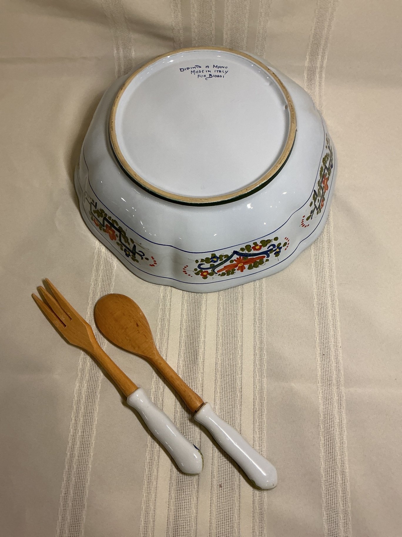 Biordi Hand painted ceramic serving ware  - image 5 of 5