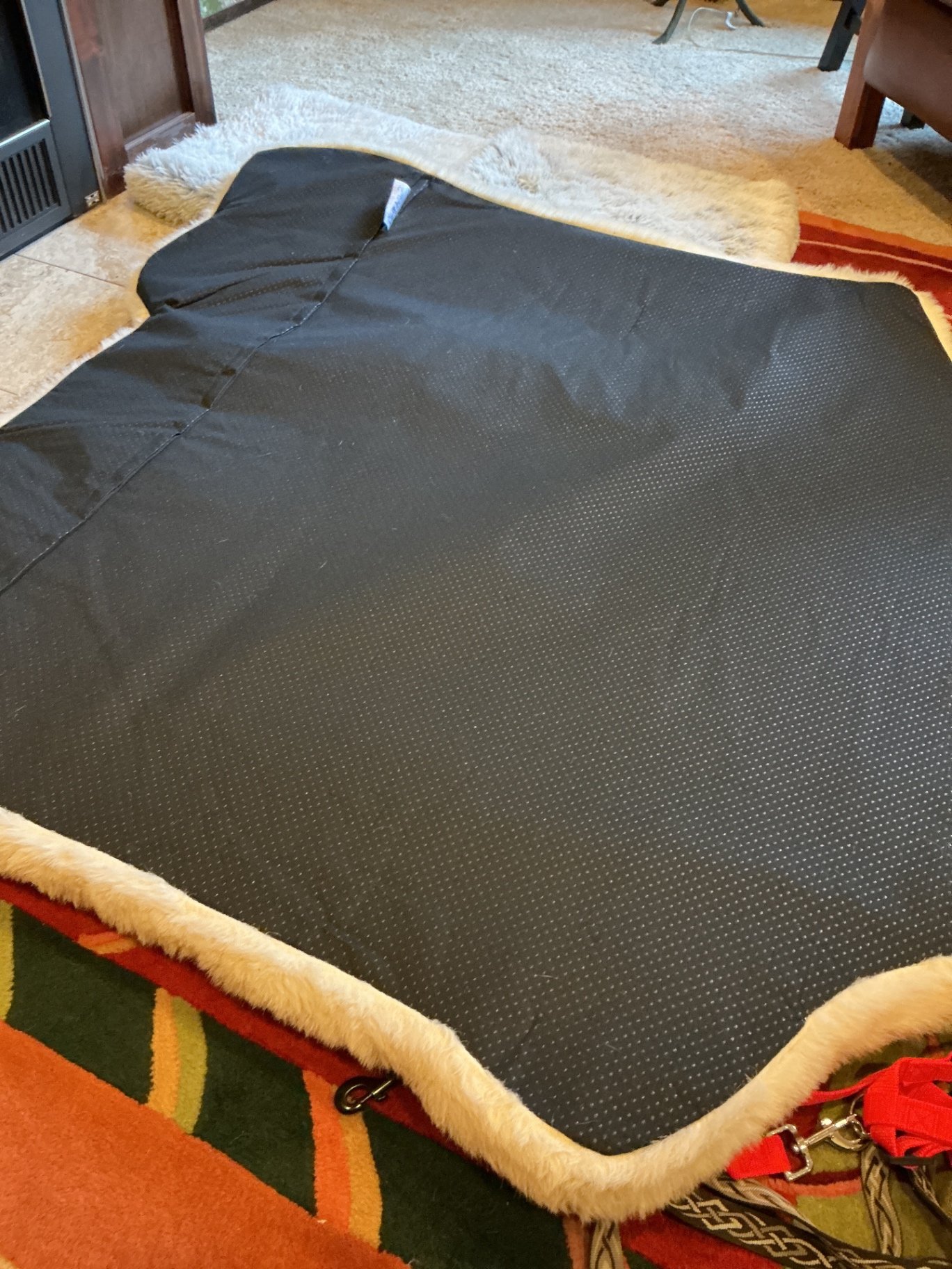 Dog Toys, Accessories, Bedding and Decor - image 10 of 11