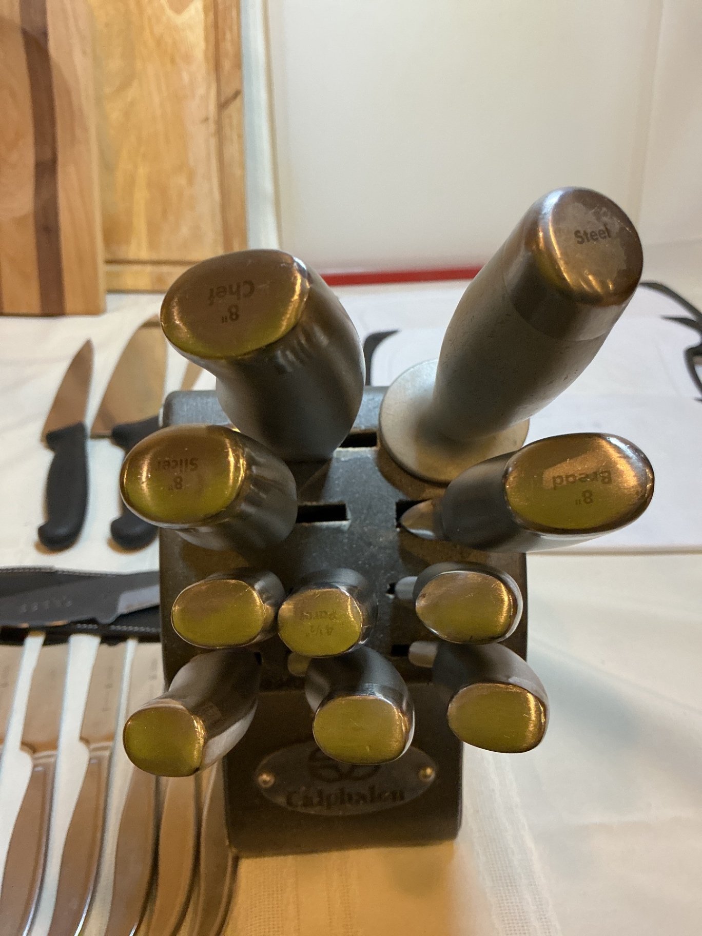 Cutlery with cutting boards and accessories, Calphalon, Victorinox  - image 11 of 12